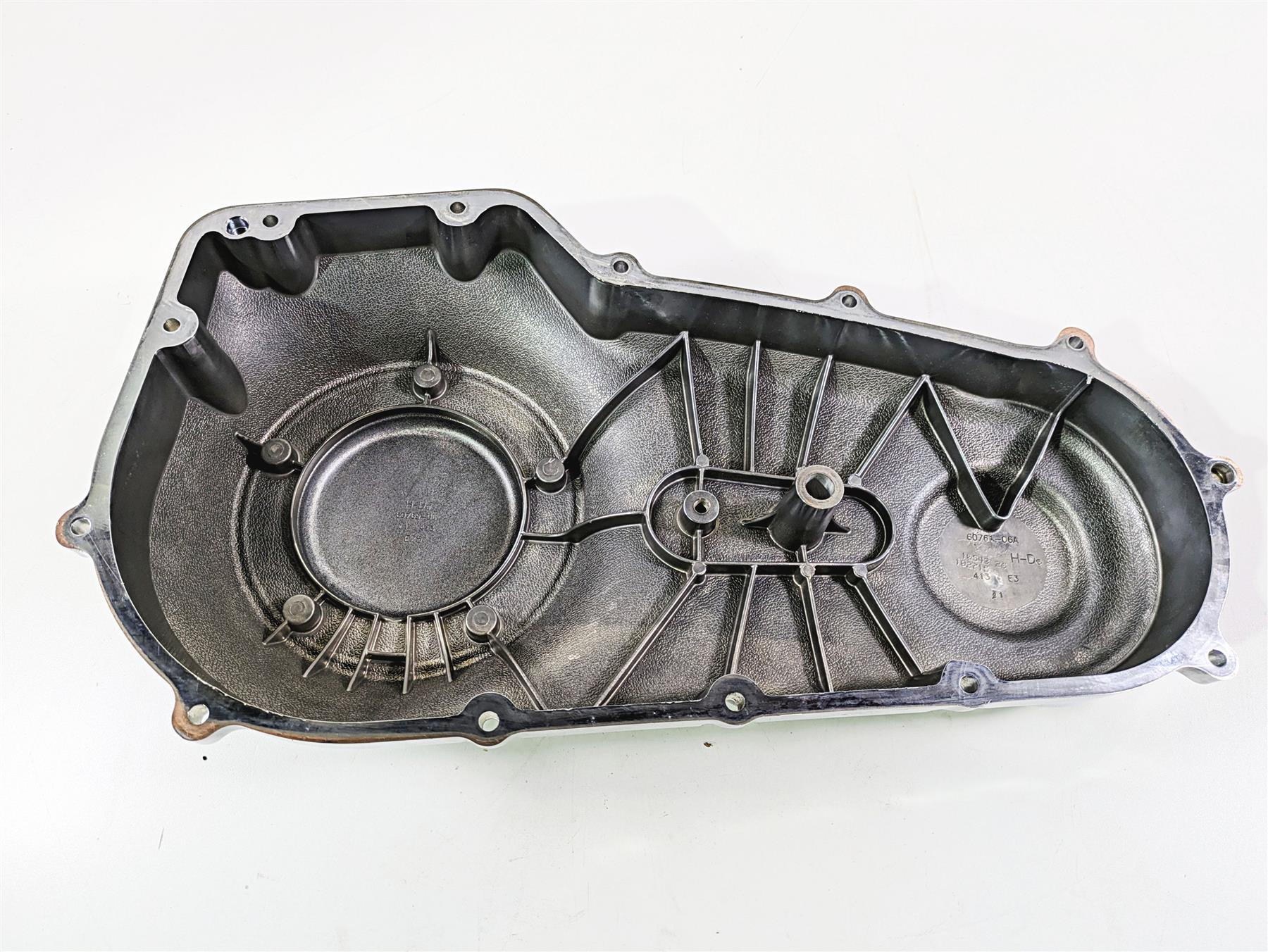2016 Harley FXDL Dyna Low Rider Outer Primary Drive Clutch Cover 60761-06A {{ shop.shopifyCountryName }} - Mototech271