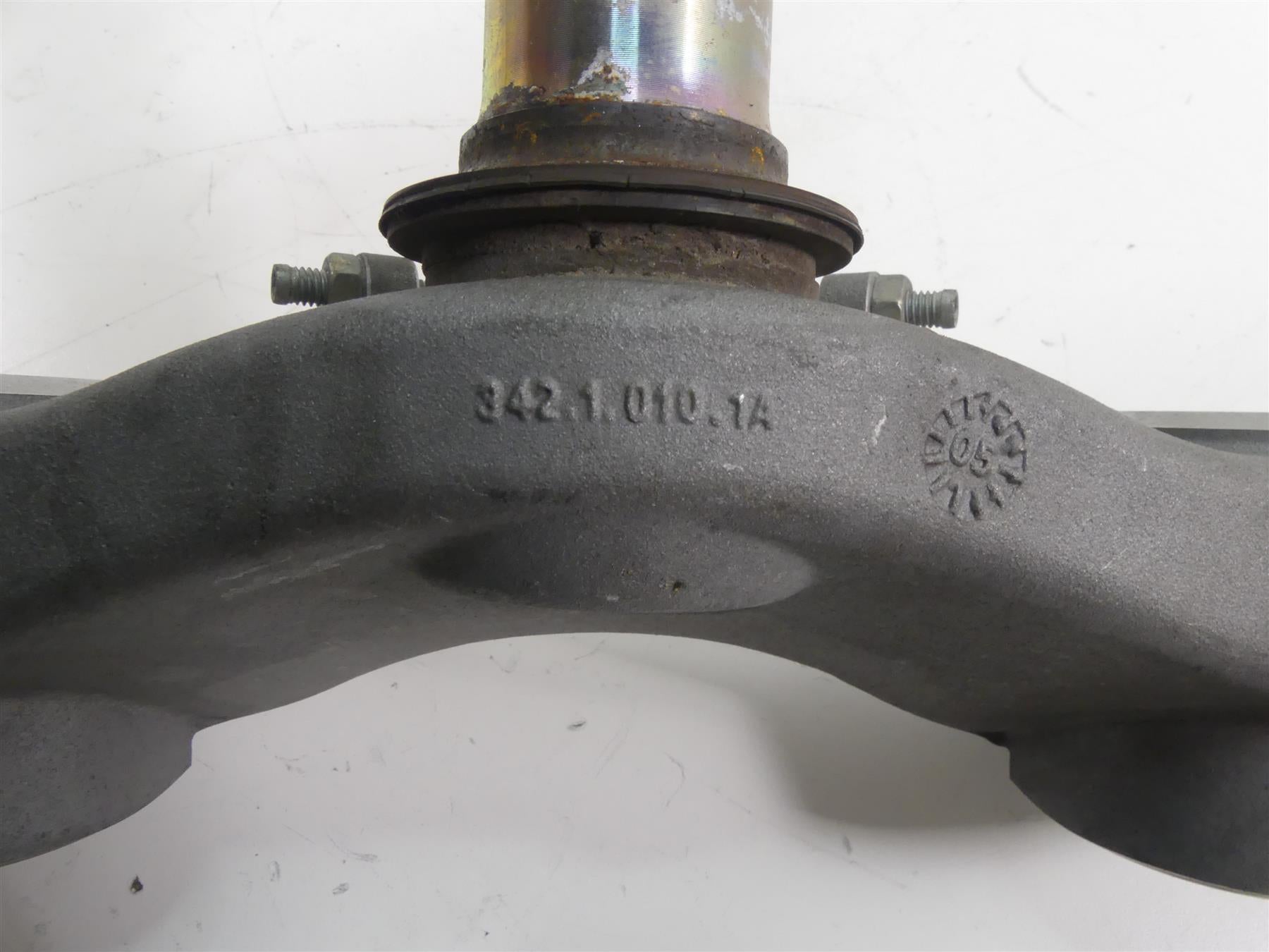 2006 Ducati 999 Biposto Lower Triple Tree Steering Yoke - Read 34210101A {{ shop.shopifyCountryName }} - Mototech271