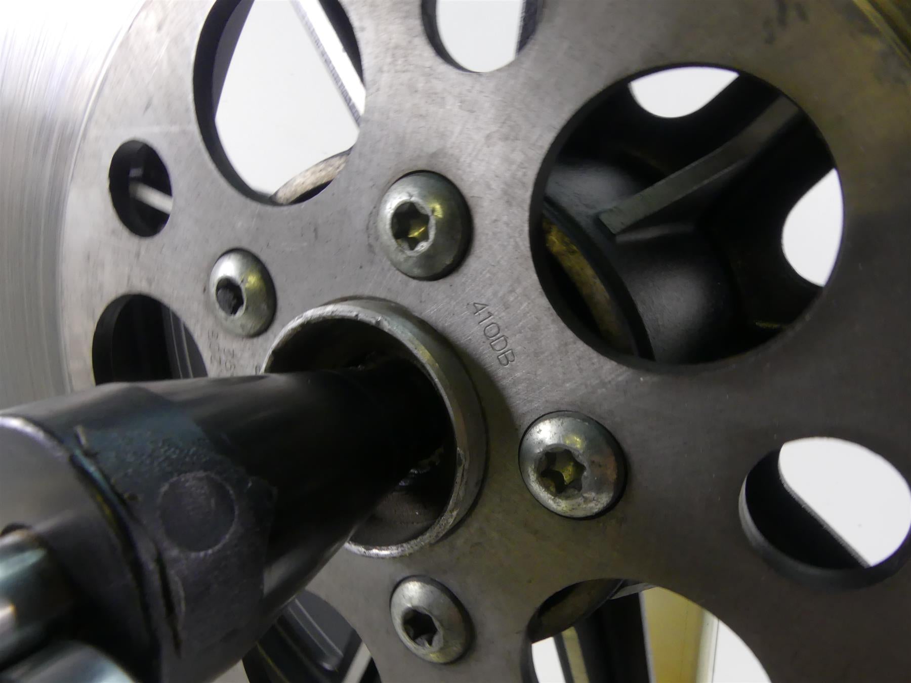 1993 Harley Dyna FXDL Low Rider Rear 9 Spoke Cast Wheel Rim 16x3 41015-86 {{ shop.shopifyCountryName }} - Mototech271