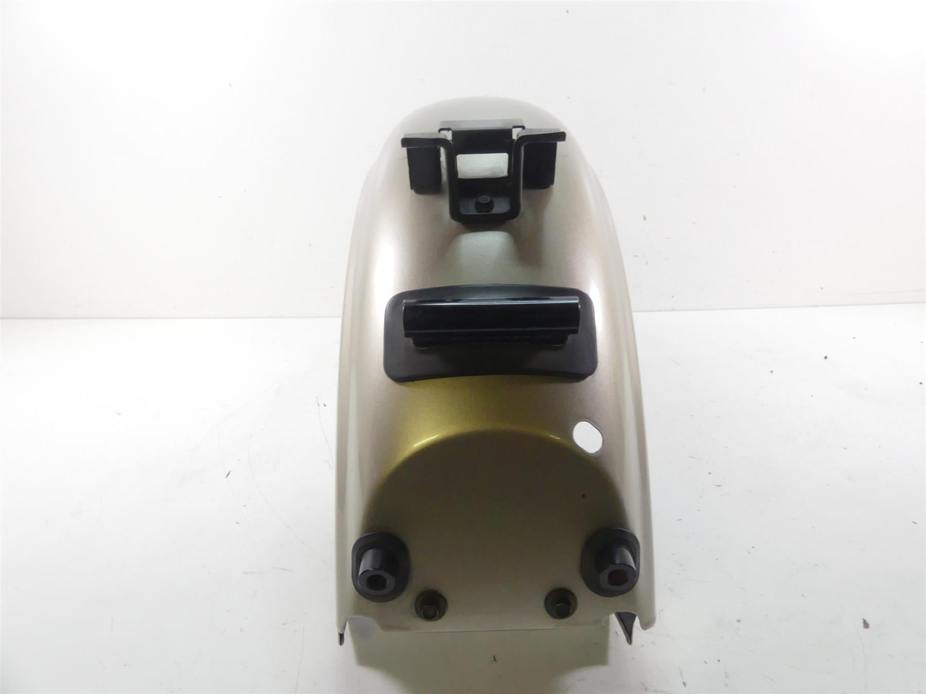 2001 Yamaha XV1600 Road Star Nice Straight Rear Fender Tire Hugger 4WM-Y2161 {{ shop.shopifyCountryName }} - Mototech271
