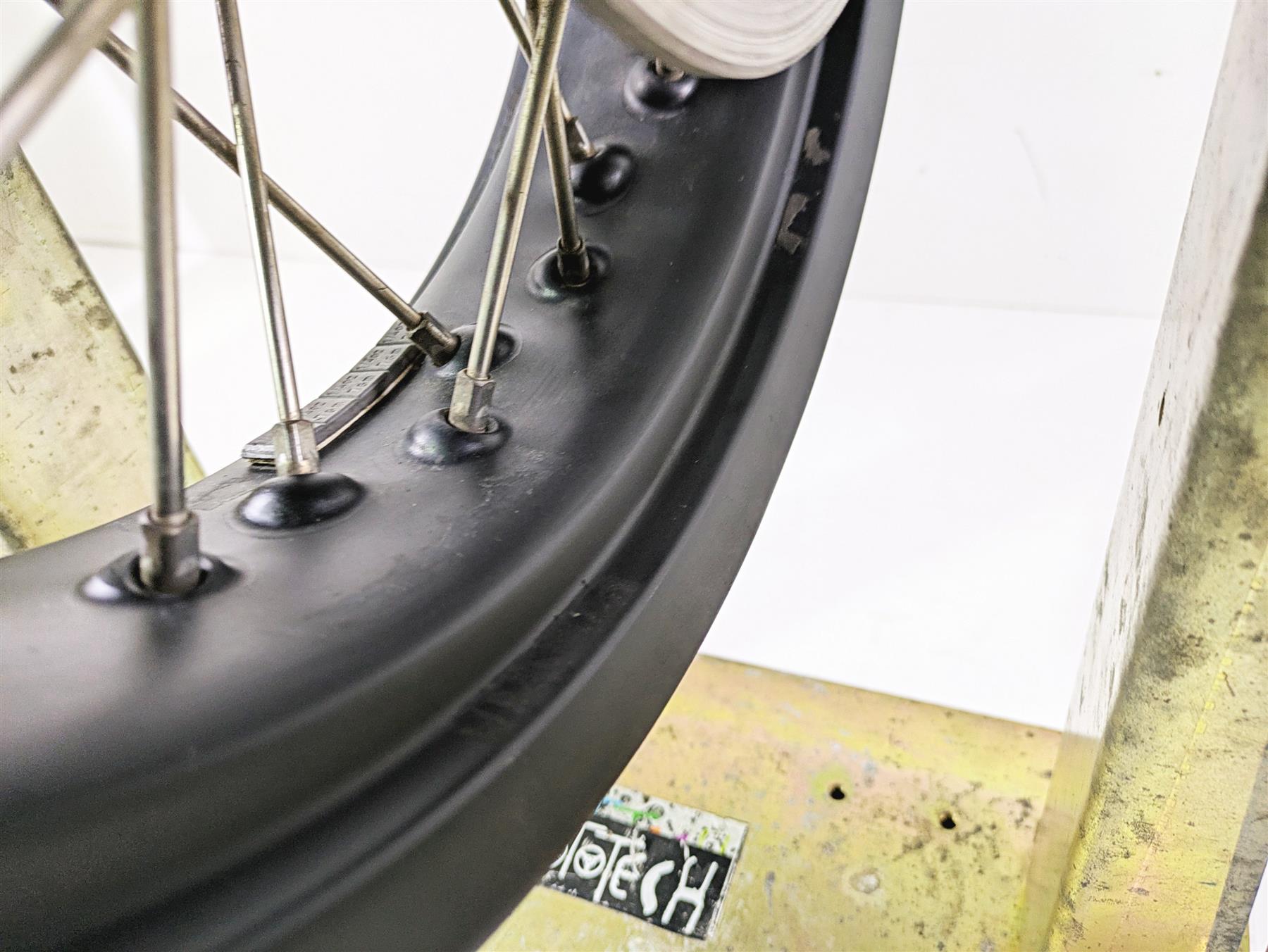 2020 KTM 1290 Super Adventure R Akront Rear Wheel Rim 4.5X18 6031000124433A {{ shop.shopifyCountryName }} - Mototech271