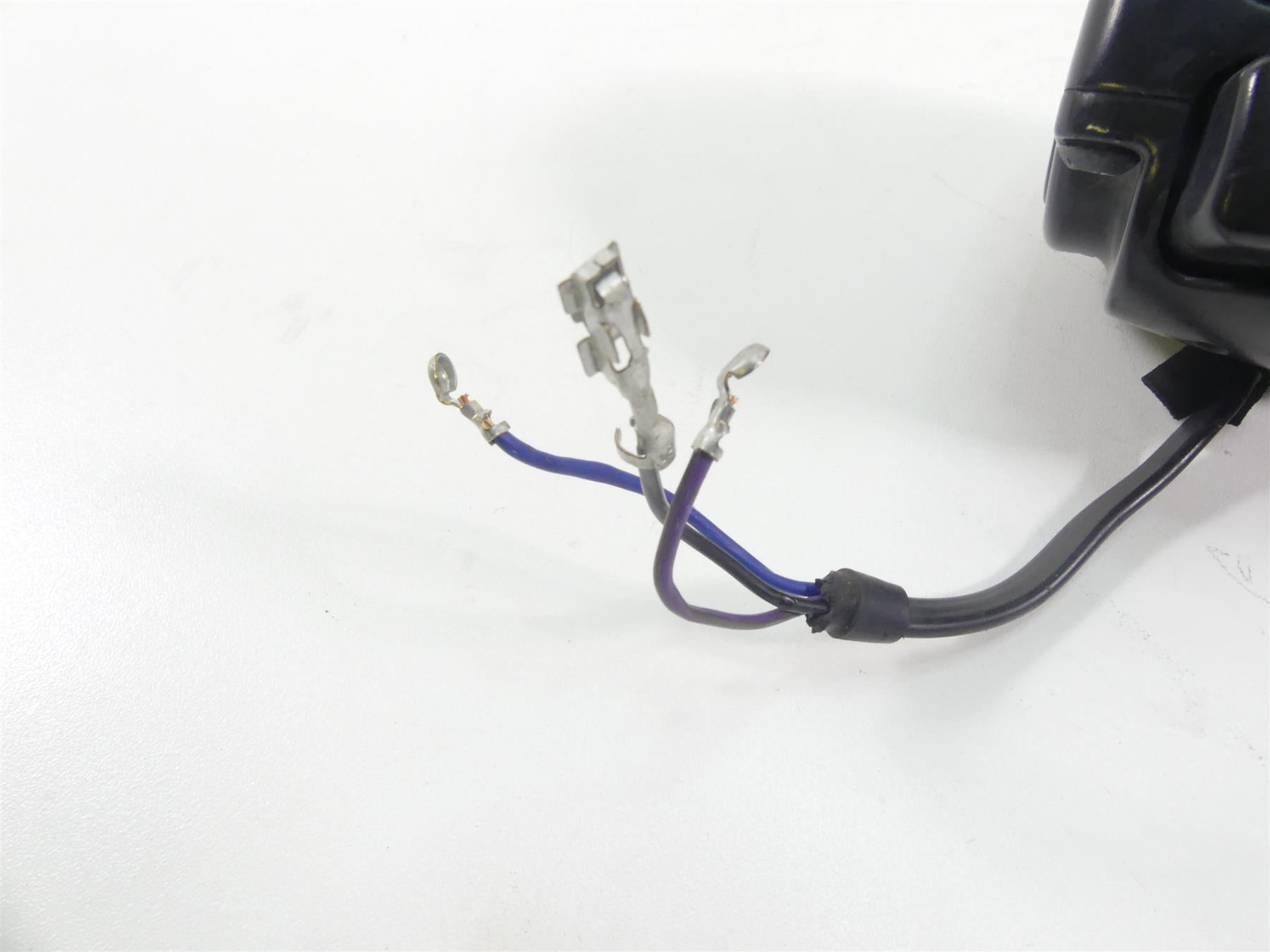 2016 Harley FXDL Dyna Low Rider Left Hand Blinker Light Control Switch 71500372 {{ shop.shopifyCountryName }} - Mototech271