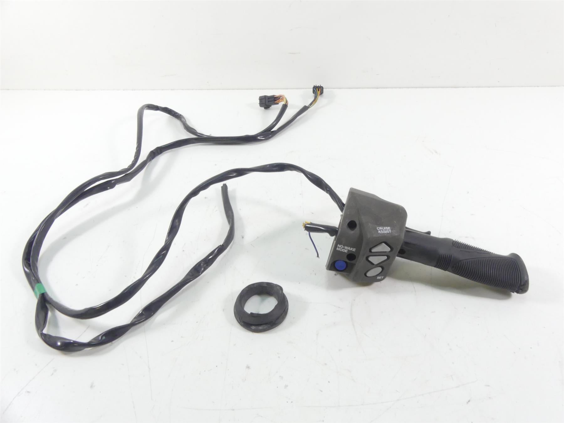 2015 Yamaha Waverunner VX1100 Cruiser Right Control Switch -Read 6CS-81860-00-00