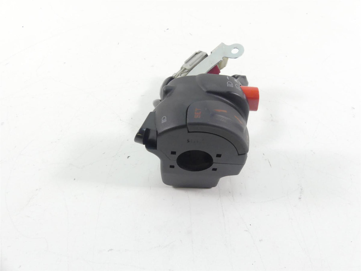 2018 Mv Agusta Brutale 800 RR Left Turn Signal Control Switch - Read 8000C2420 {{ shop.shopifyCountryName }} - Mototech271