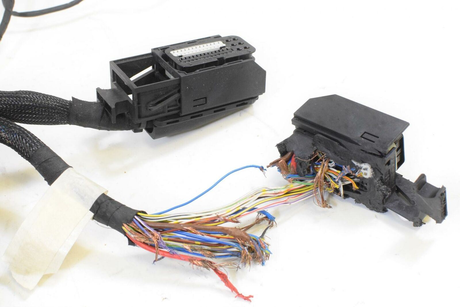 2007 BMW K1200 GT K44 Main Wiring Harness Seat Heat cc - For Parts 61117704191 {{ shop.shopifyCountryName }} - Mototech271