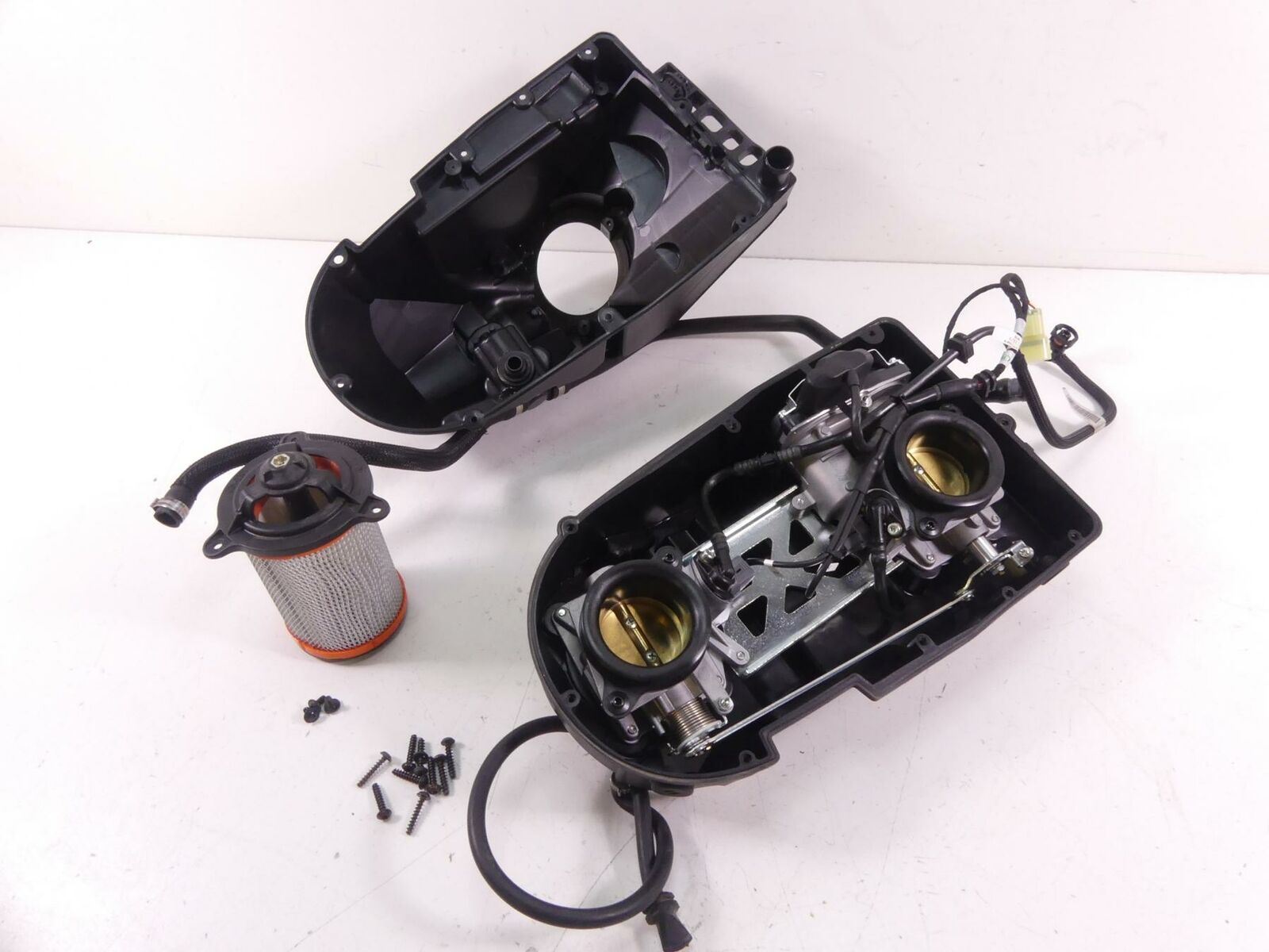 2019 Ducati Supersport 939 S Throttle Body Air Box Filter Breather 28240932A {{ shop.shopifyCountryName }} - Mototech271