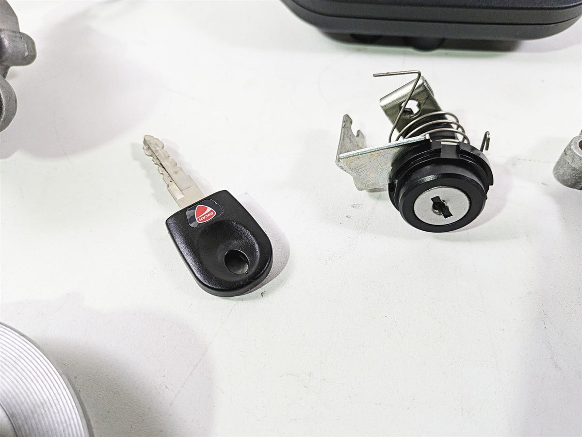 2019 Ducati Supersport 939 S Cdi Ecu Speedometer Ignition Switch Set 40611285D {{ shop.shopifyCountryName }} - Mototech271