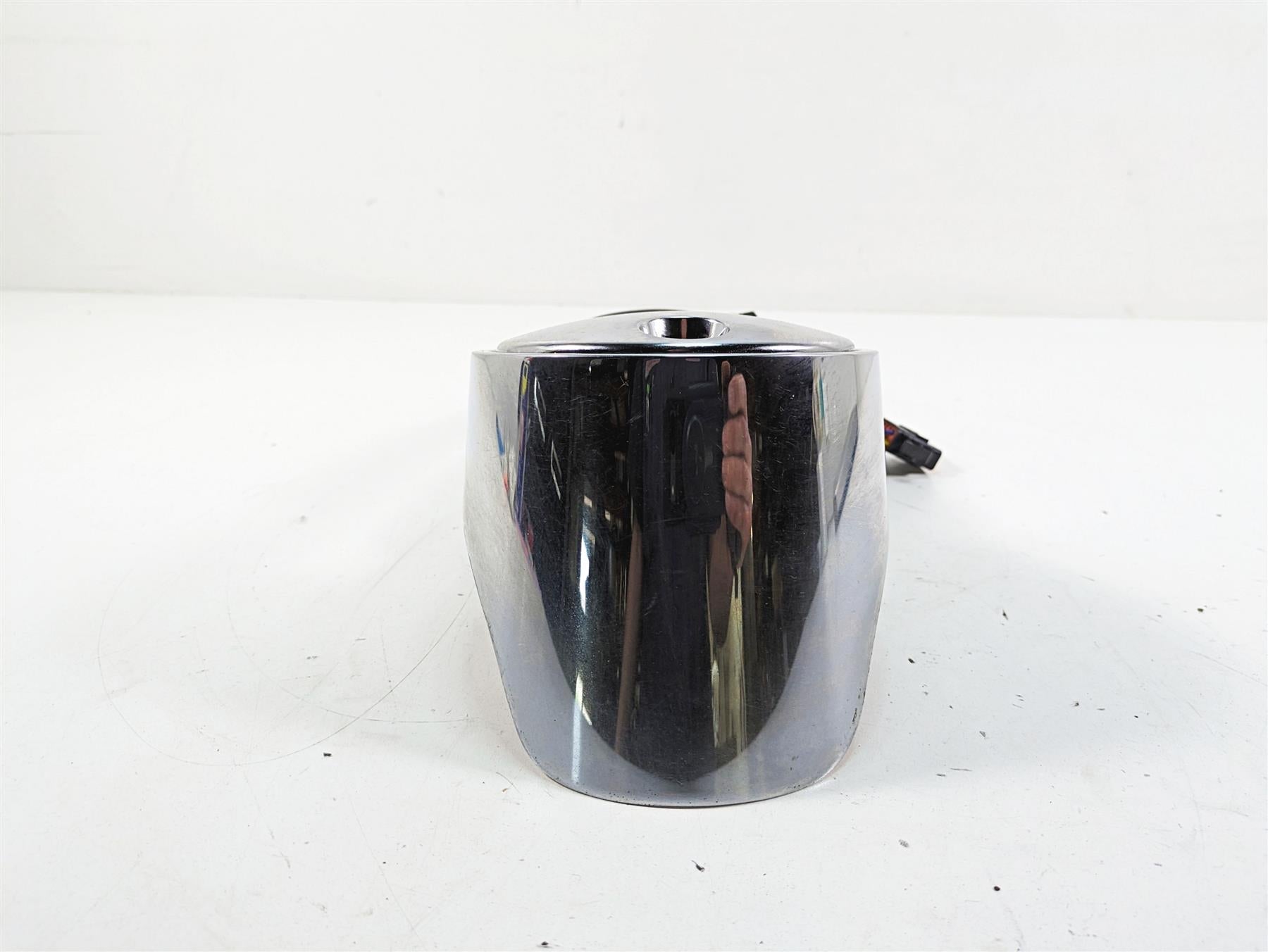 2005 Harley Touring FLHTCUI Electra Glide Fuel Tank Dash Cover Intercom 61270-98 {{ shop.shopifyCountryName }} - Mototech271