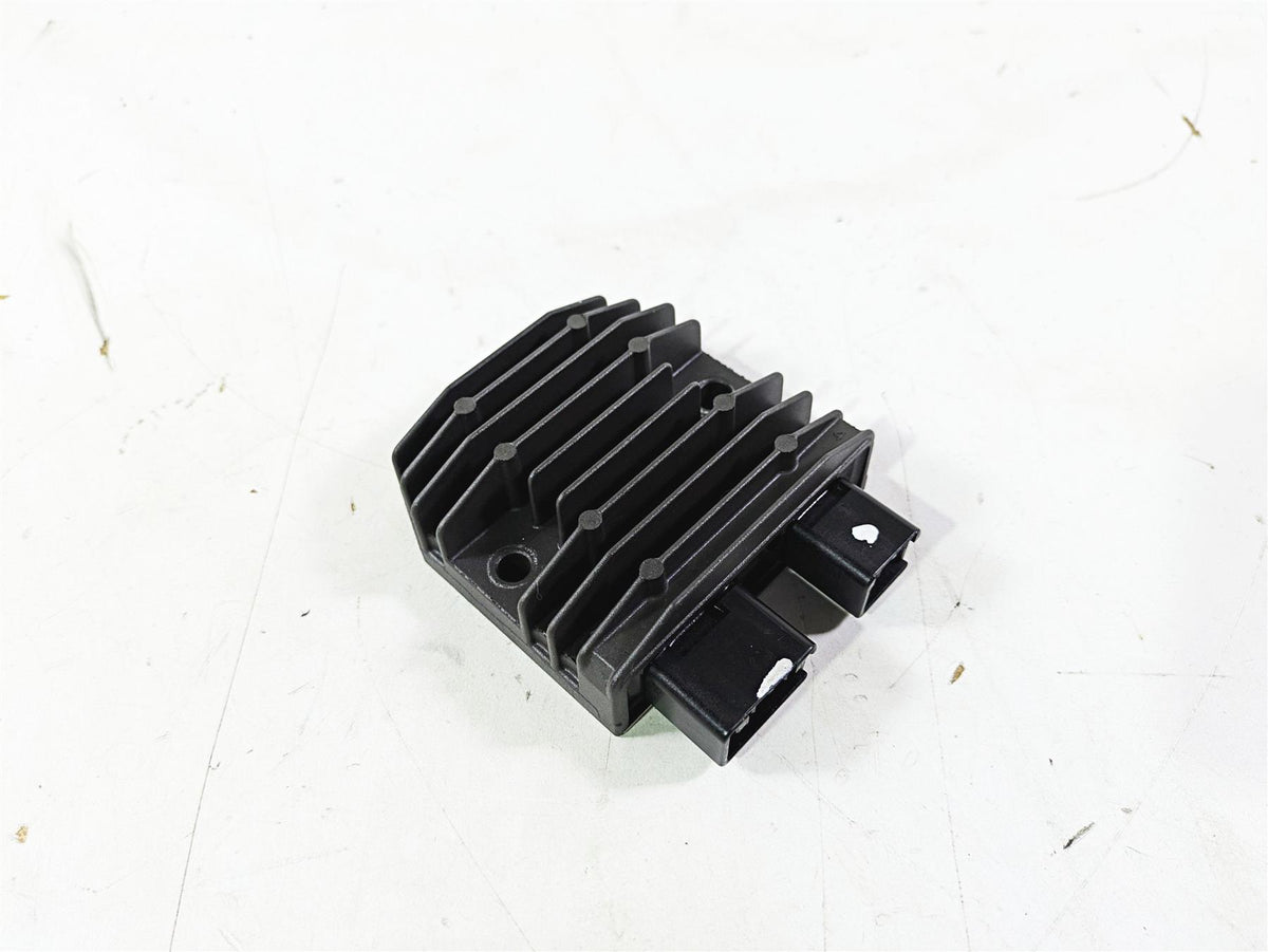 2008 Honda CBR1000RR SC59 Rectifier Voltage Regulator FH014AA 31600-KVZ-631 {{ shop.shopifyCountryName }} - Mototech271