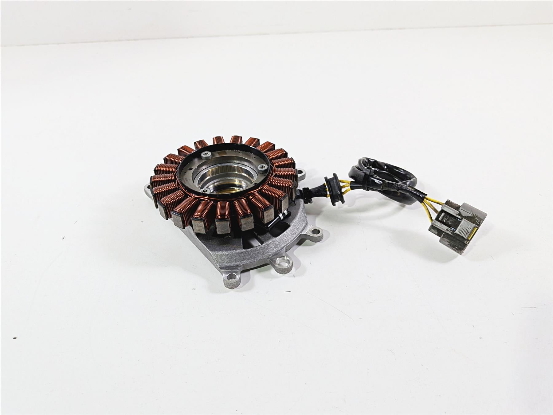 2019 BMW R1250GS K50 Stator Alternator Generator Magneto & Mount 12318406639 {{ shop.shopifyCountryName }} - Mototech271