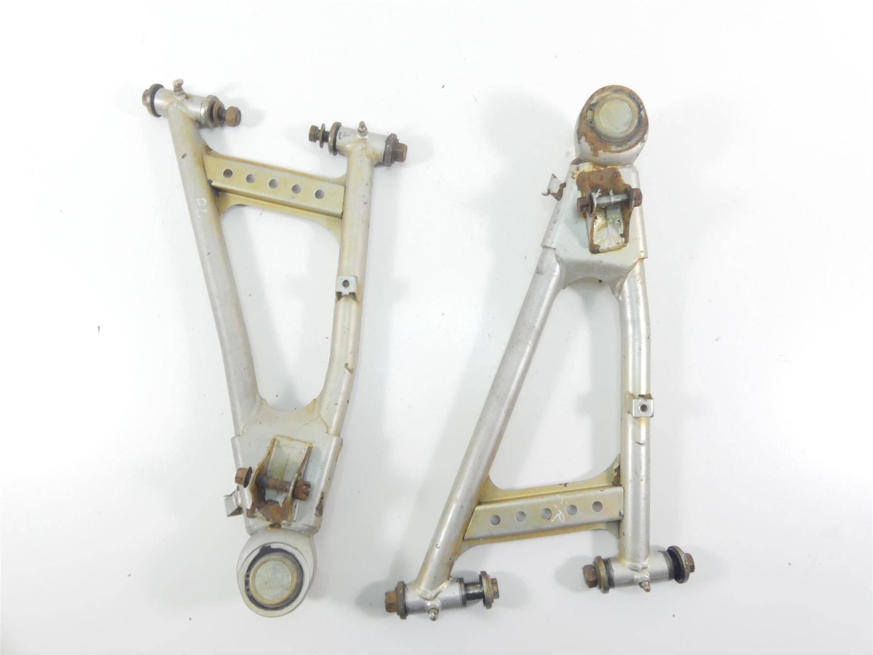 2016 Yamaha YXZ1000 R EPS SE Front Upper Control Arm Set 2HC-F3505-30-00 {{ shop.shopifyCountryName }} - Mototech271