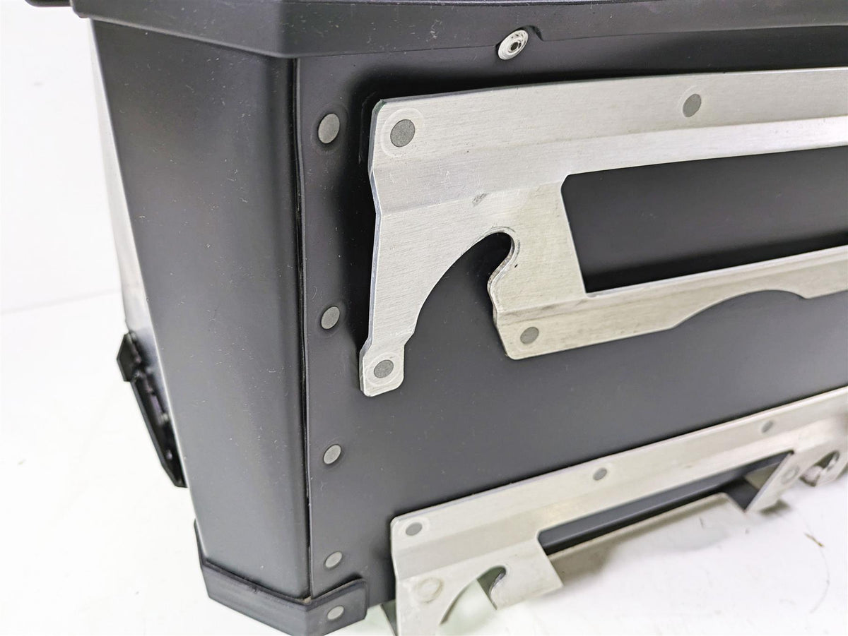 2016 Moto Guzzi Stelvio 1200 8V NTX Right Side Saddlebags - Read 886929 {{ shop.shopifyCountryName }} - Mototech271