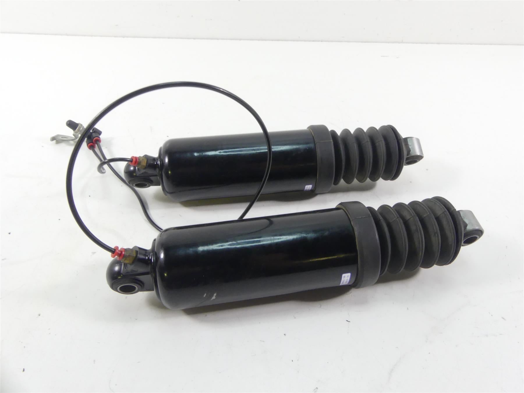 2012 Harley Touring FLHX Street Glide Rear 12" Air Shock Damper Set 54662-09 {{ shop.shopifyCountryName }} - Mototech271