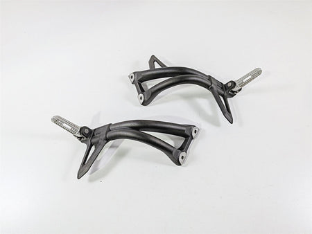 2019 Triumph Speed Triple RS 1050 Rear Passenger Footpeg Set T2081783 T2081784 {{ shop.shopifyCountryName }} - Mototech271