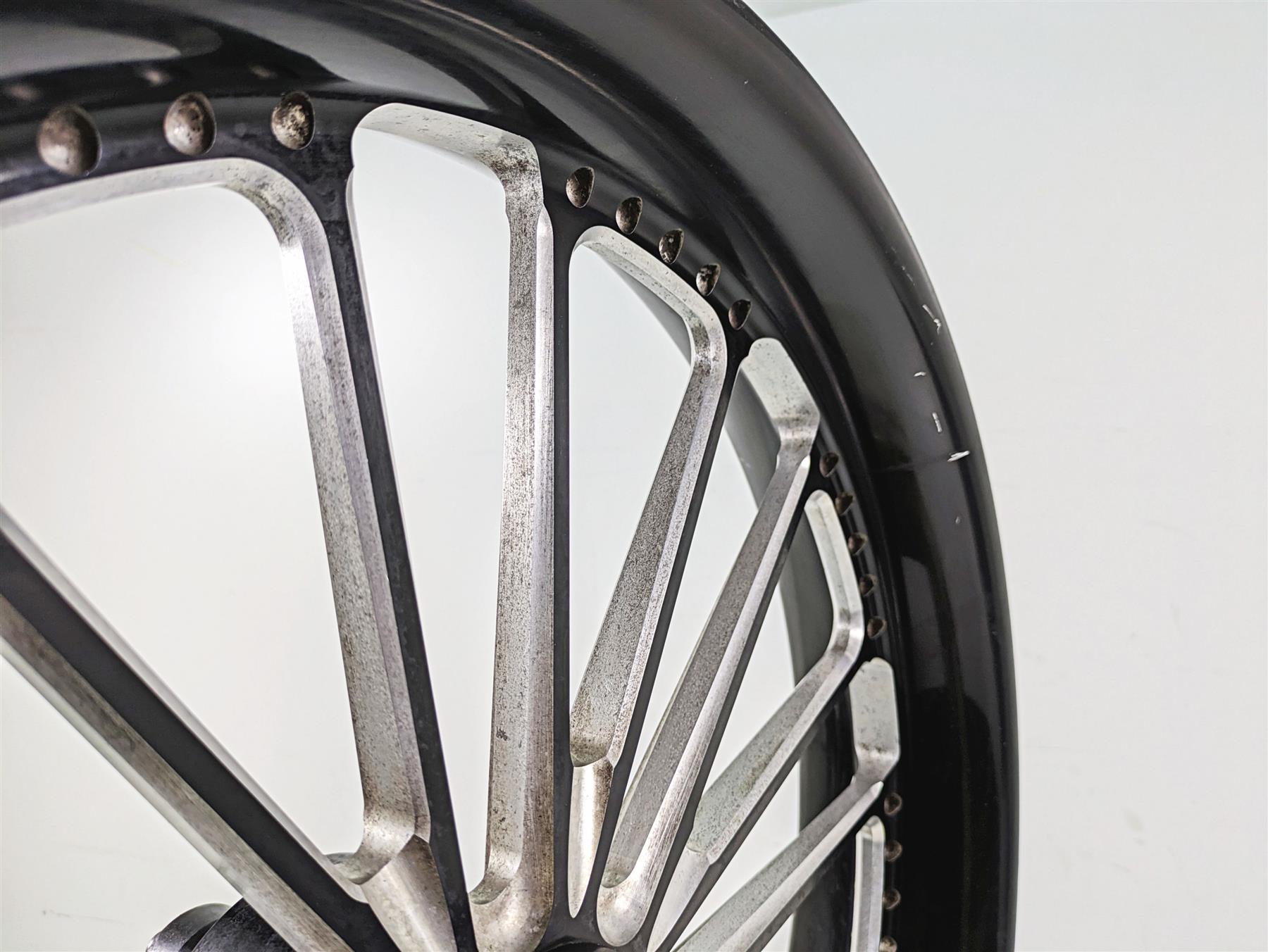 2011 Harley Touring FLTRU Road Glide Roland Sands 21x3.5 Front Wheel 12047106 {{ shop.shopifyCountryName }} - Mototech271