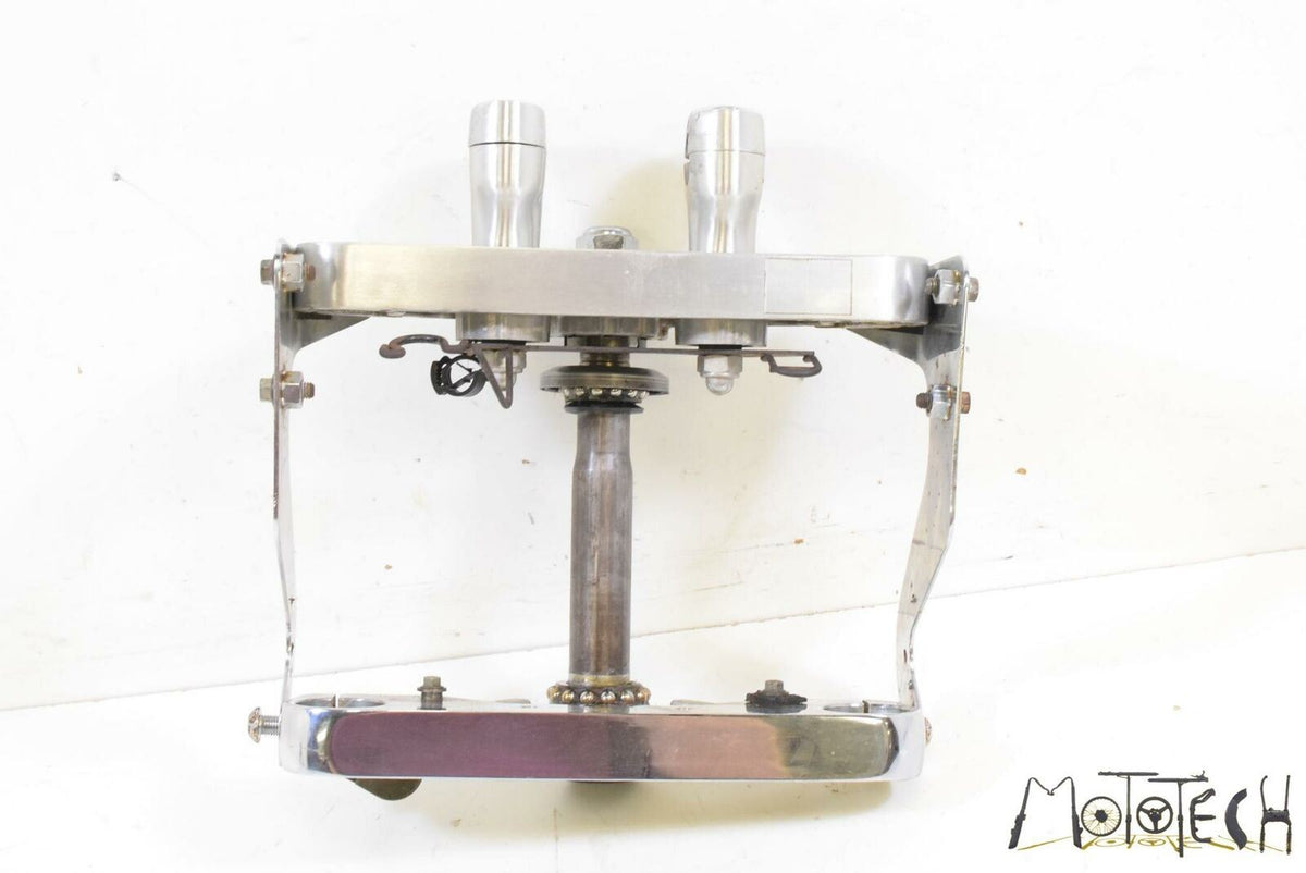 2004 Yamaha XVS650 V-Star Custom Upper Lower Triple Tree Set {{ shop.shopifyCountryName }} - Mototech271
