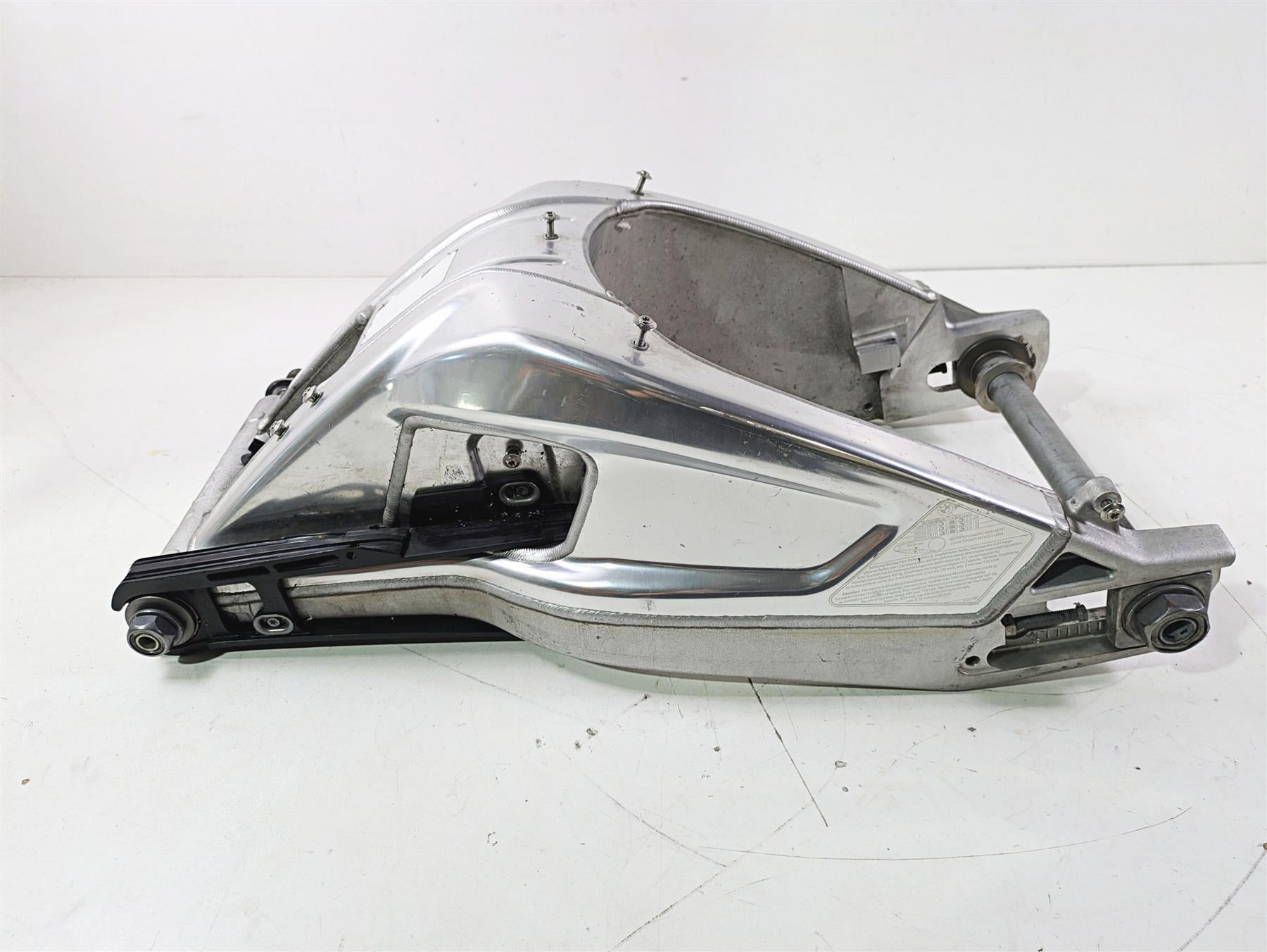2017 BMW S1000RR K46 Rear Swing Arm Swingarm 33358543490 {{ shop.shopifyCountryName }} - Mototech271
