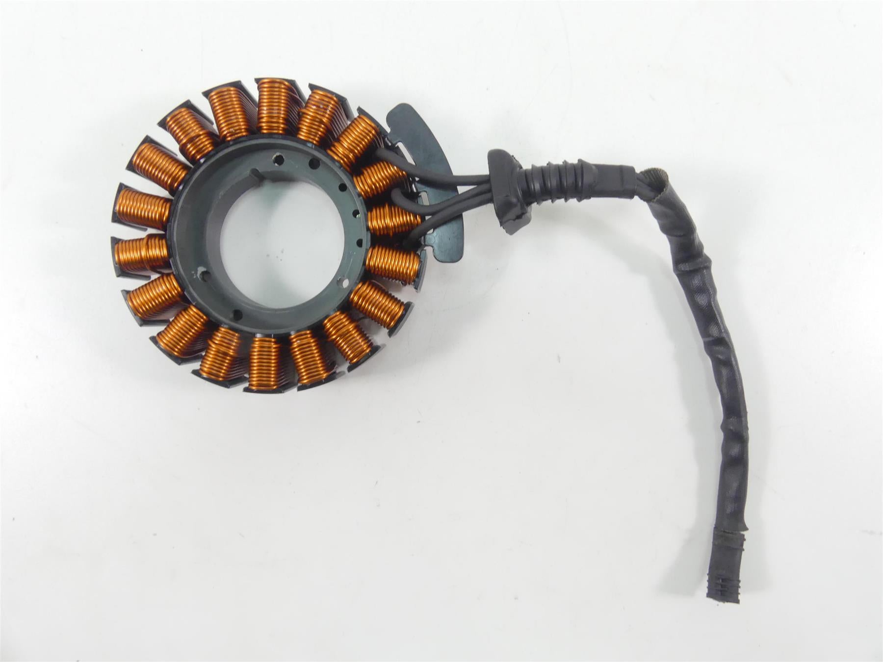 2022 Harley Softail FXBBS Street Bob Stator Alternator Generator 29900042A {{ shop.shopifyCountryName }} - Mototech271
