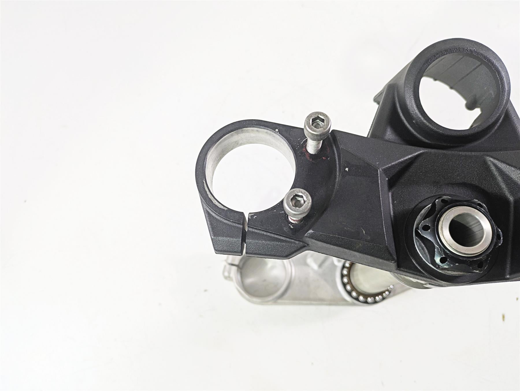 2023 Kawasaki ZX1400 ZX14R Ninja Upper Lower Triple Tree Set 44037-0039 {{ shop.shopifyCountryName }} - Mototech271