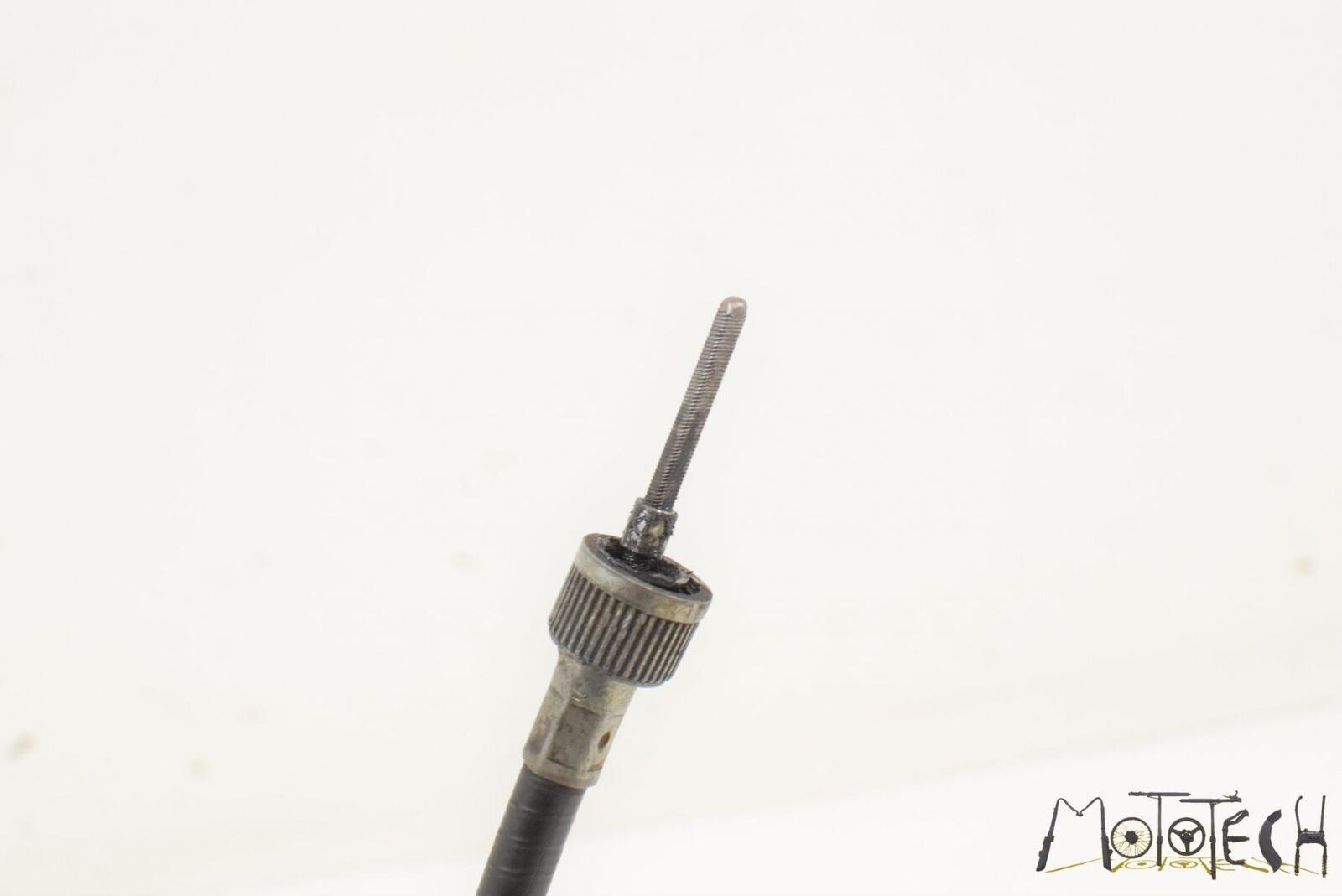 1980 Yamaha XS1100SG XS1100 SG Speedometer Gear Hub Drive Cable 2G2-25190-00-00 {{ shop.shopifyCountryName }} - Mototech271