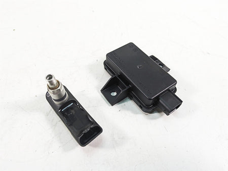 2020 KTM 1290 Super Adventure R Tire Pressure Module & Rear Sensor 60312032000 {{ shop.shopifyCountryName }} - Mototech271