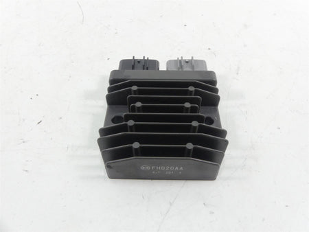 2017 Triumph Thruxton 1200R Rectifier Voltage Regulator T1300679 FH020AA {{ shop.shopifyCountryName }} - Mototech271