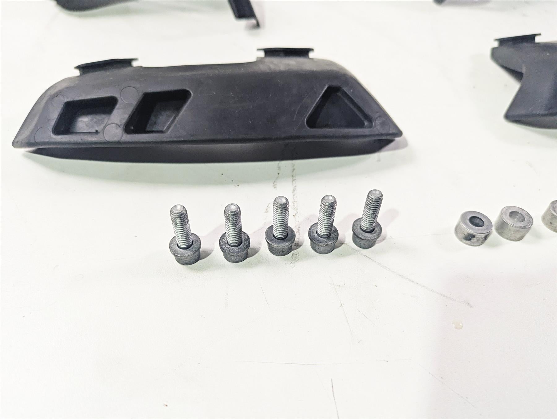 2010 BMW R1200GS K25 Aluminum Cylinder Head Cover Guard Set 77128357955 {{ shop.shopifyCountryName }} - Mototech271