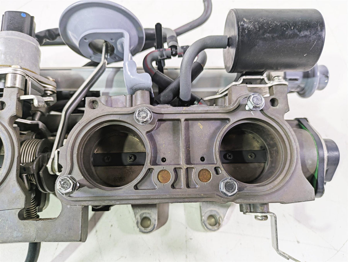 2004 Honda Aquatrax R-12X Throttle Body Bodies Fuel Injectors 16400-HW3-671 {{ shop.shopifyCountryName }} - Mototech271