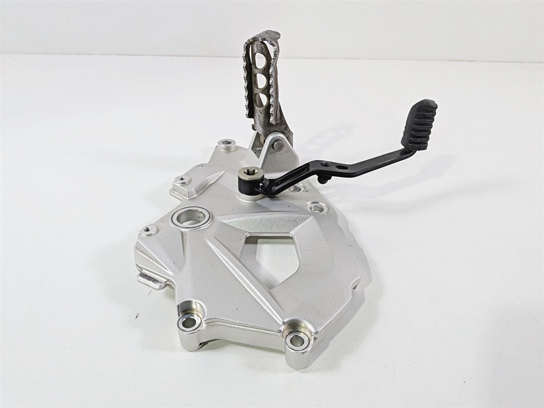 2023 BMW F850GS K81 Front Left Foot Peg & Shifter 46718393175 23418565155 {{ shop.shopifyCountryName }} - Mototech271