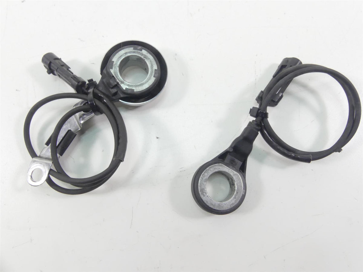 2009 Harley FLHTCU SE4 CVO E-Glide Abs Brake Wheel Speed Sensor Set 40614-08 {{ shop.shopifyCountryName }} - Mototech271