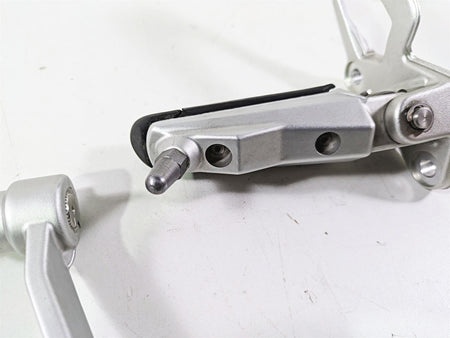 2012 BMW R1200R K27 Left Rider Footpeg & Shifter Set 46717700913 23417671065 {{ shop.shopifyCountryName }} - Mototech271