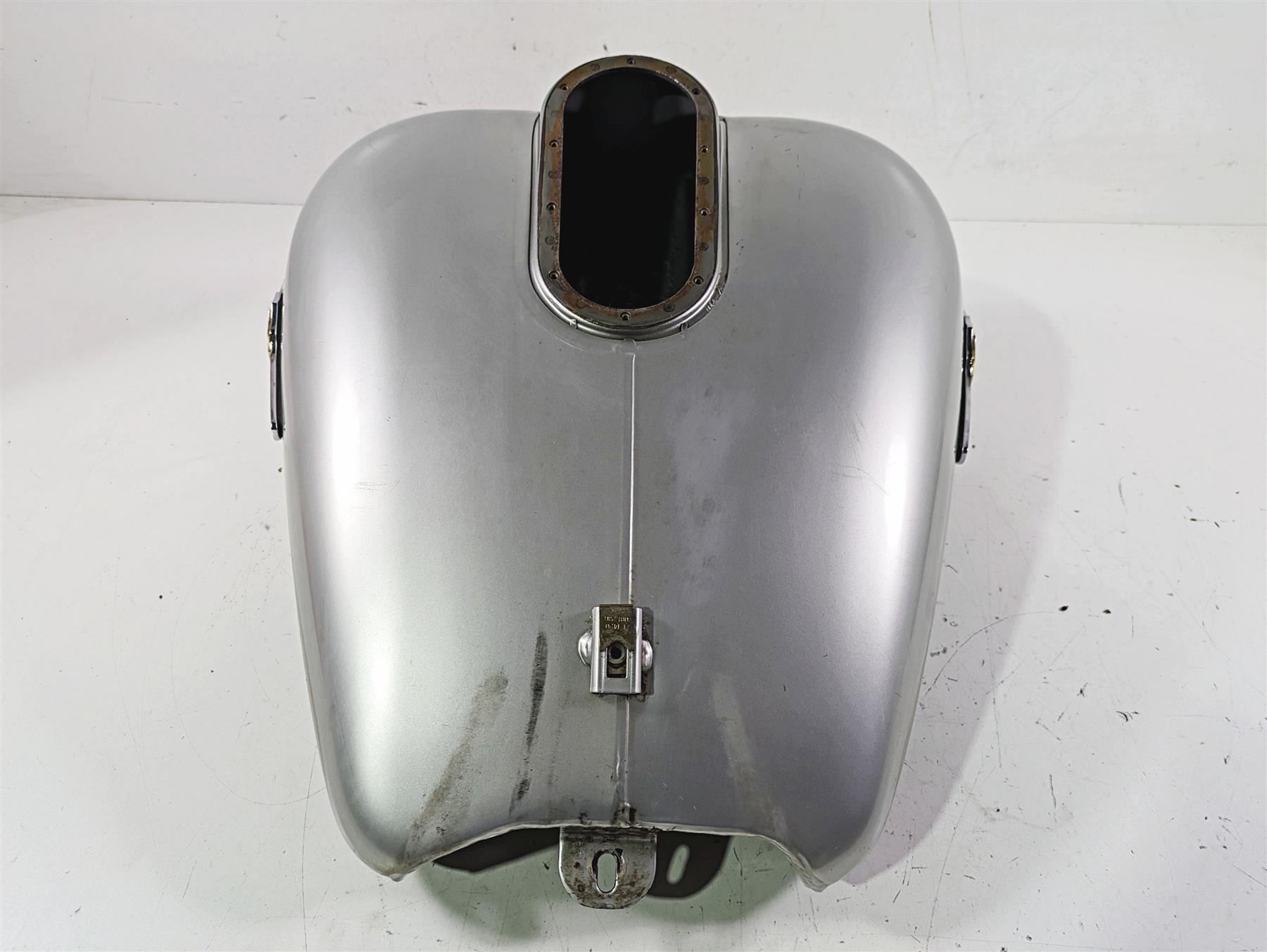 2003 Harley Touring FLHTCUI 100TH E-Glide Fuel Gas Petrol Tank & Emblem 61356-03 {{ shop.shopifyCountryName }} - Mototech271