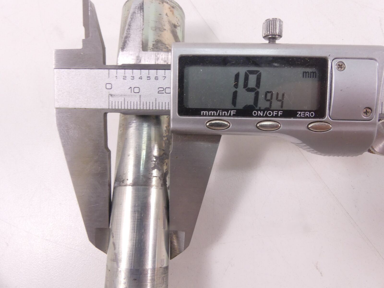 2002 Honda VT1100C2 Shadow Sabre Rear 20mm Axle Wheel Spindle 42301-MCK-A00 {{ shop.shopifyCountryName }} - Mototech271