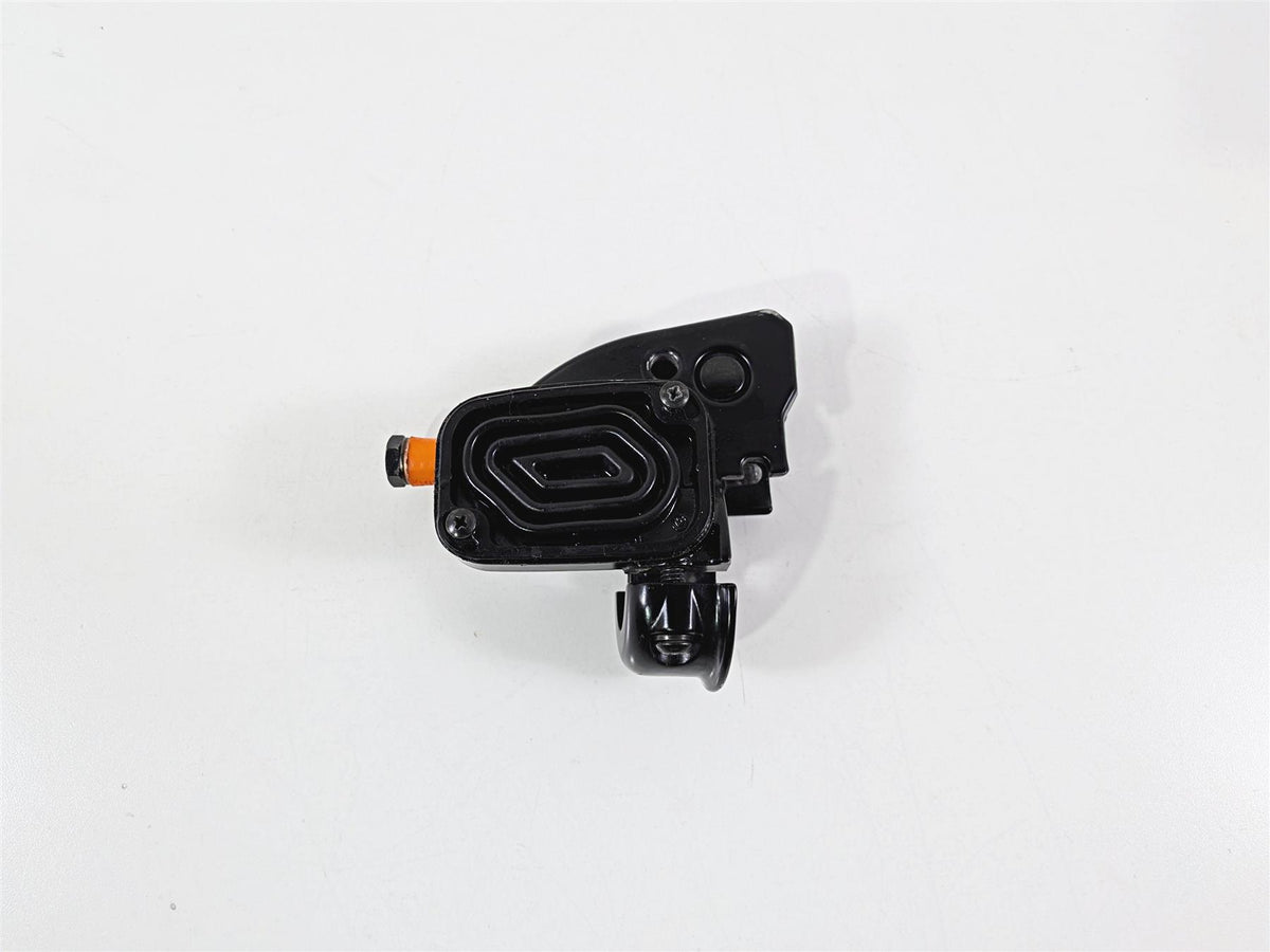 2017 Harley Touring FLHXS Street Glide Front Brake Master Cylinder 11/16 44551-08F {{ shop.shopifyCountryName }} - Mototech271