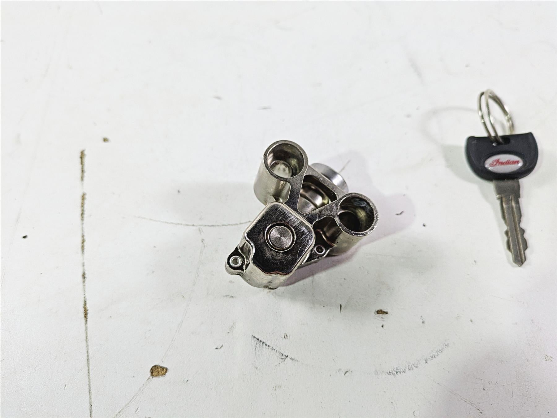 2019 Indian Chieftain Limited Steering Front Fork Lock Key Set 2635146 {{ shop.shopifyCountryName }} - Mototech271
