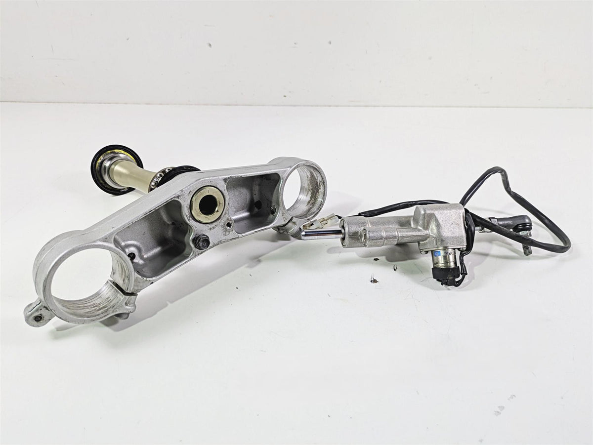 2014 Yamaha YZFR1 R1 RN22 Lower Triple Tree & Steering Damper 14B-23340-00-00 {{ shop.shopifyCountryName }} - Mototech271