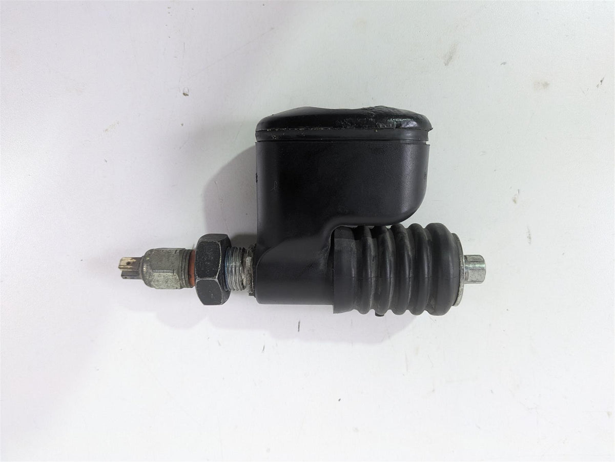 2010 Harley Dyna FXDB Street Bob Rear Brake Master Cylinder 42474-06C {{ shop.shopifyCountryName }} - Mototech271