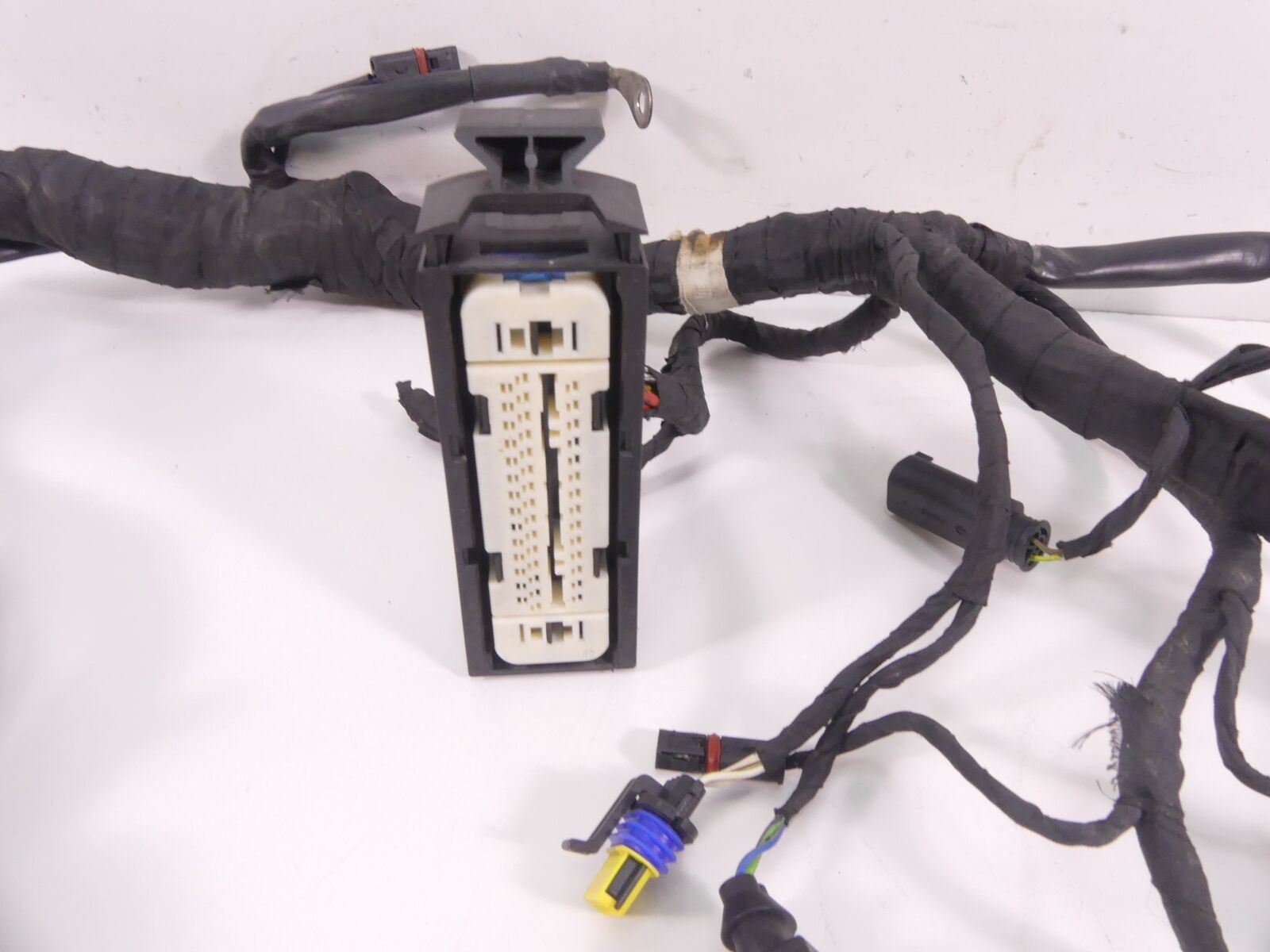 2013 BMW R1200RT K26 Main Wiring Harness ESA Cruise Control Heater 61117728030 {{ shop.shopifyCountryName }} - Mototech271