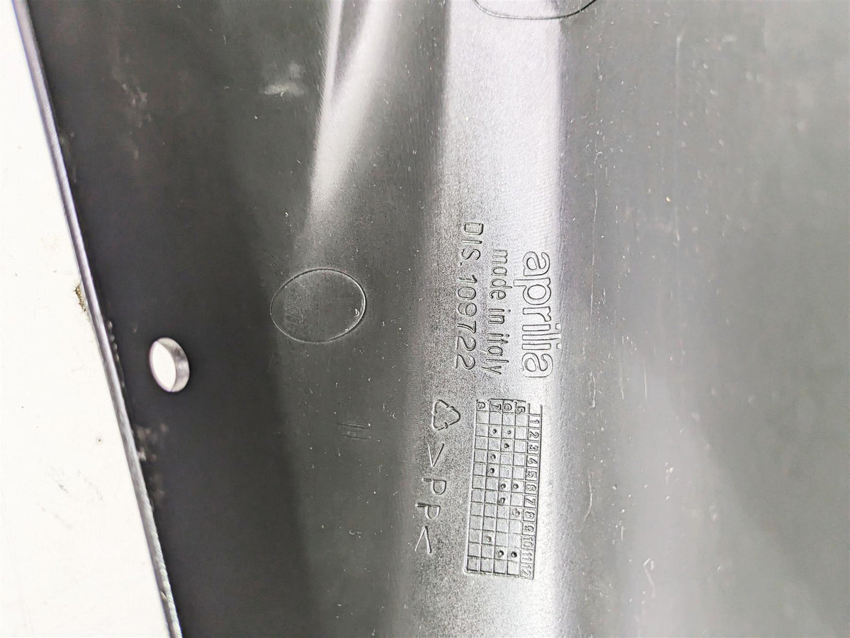 2008 Aprilia RSVR 1000 Factory Tail Side Cover Fairing Set AP8184322 AP8184323 {{ shop.shopifyCountryName }} - Mototech271
