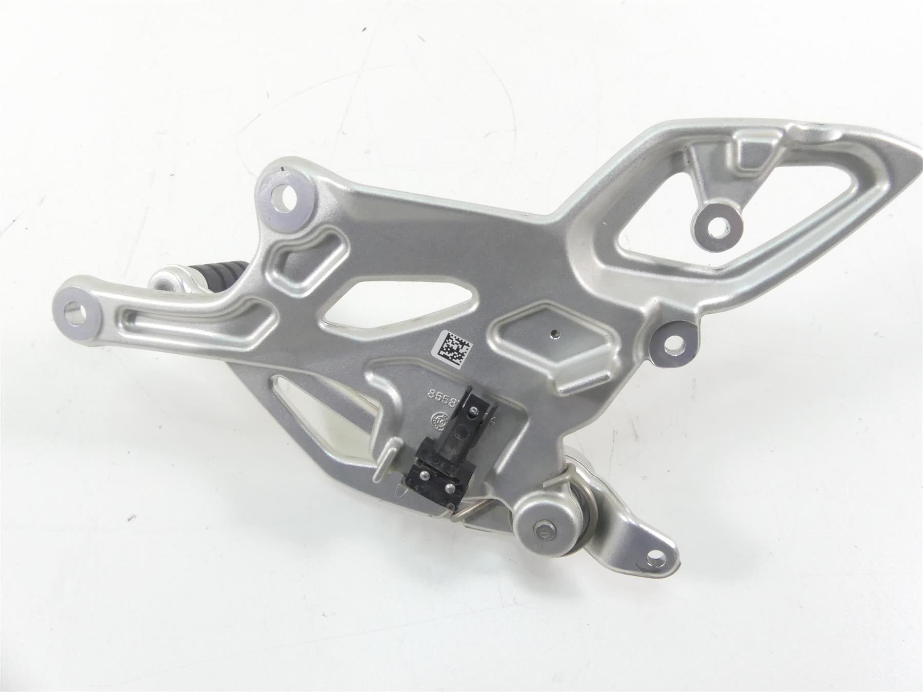 2017 BMW RnineT Racer K32 Right Front Footpeg Foot Peg & Brake Pedal 46718558798 {{ shop.shopifyCountryName }} - Mototech271