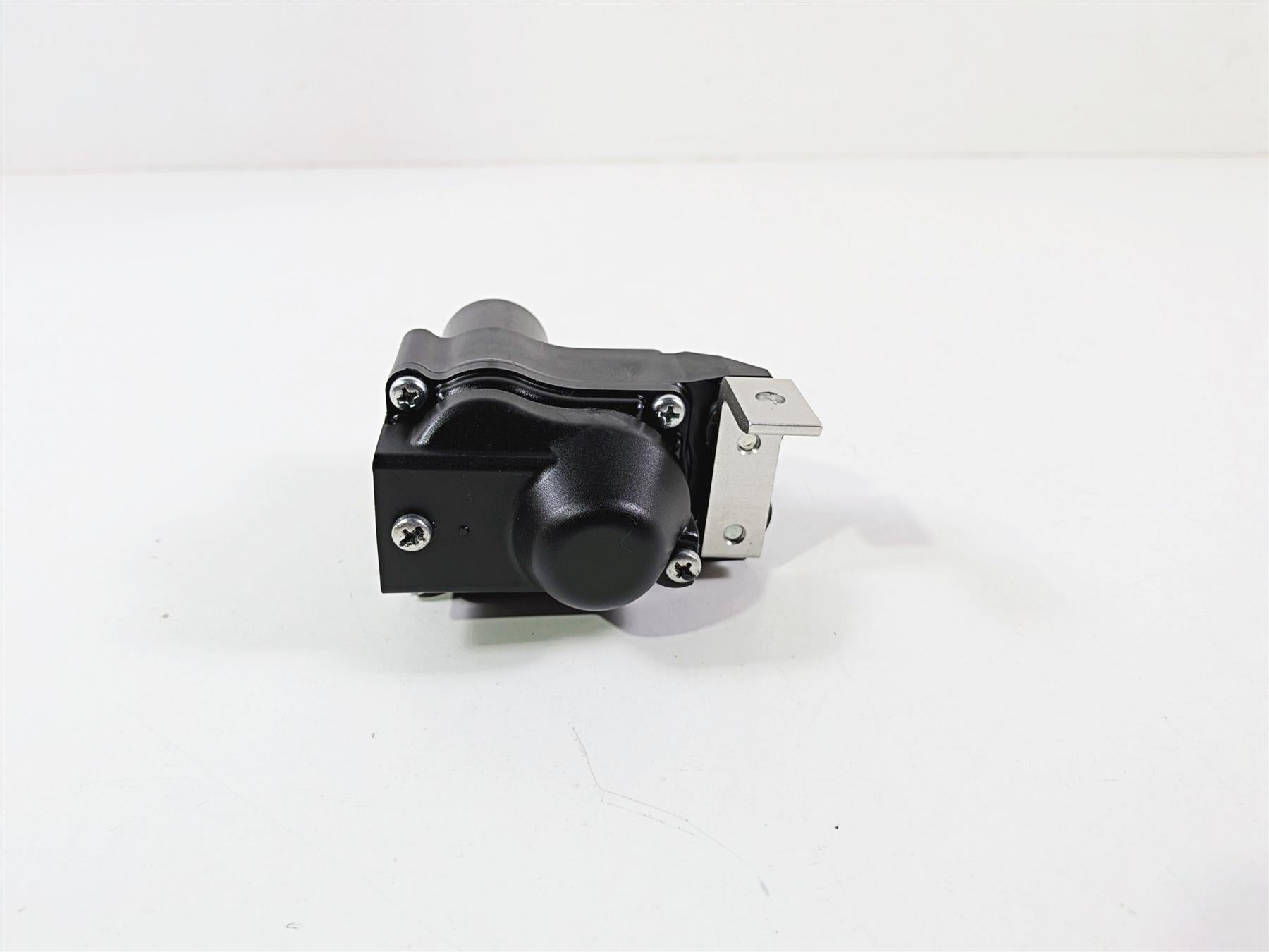 2024 Yamaha YZF R1 RN65 Exhaust Header Servo Flap Motor 2CR-85820-00 {{ shop.shopifyCountryName }} - Mototech271
