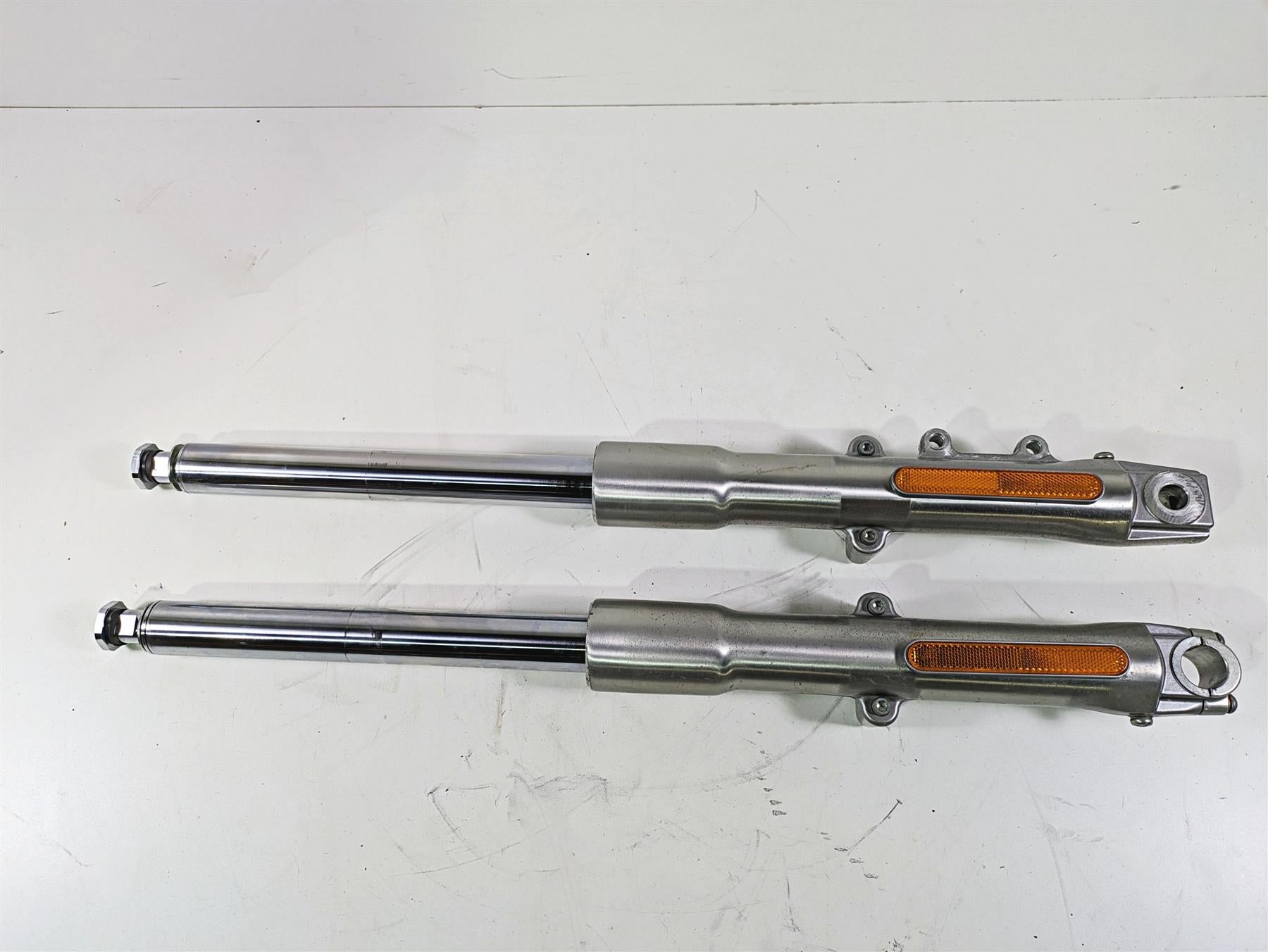 2008 Harley FLSTC Softail Heritage Straight Front Fork Leg Set 41mm 45915-08A