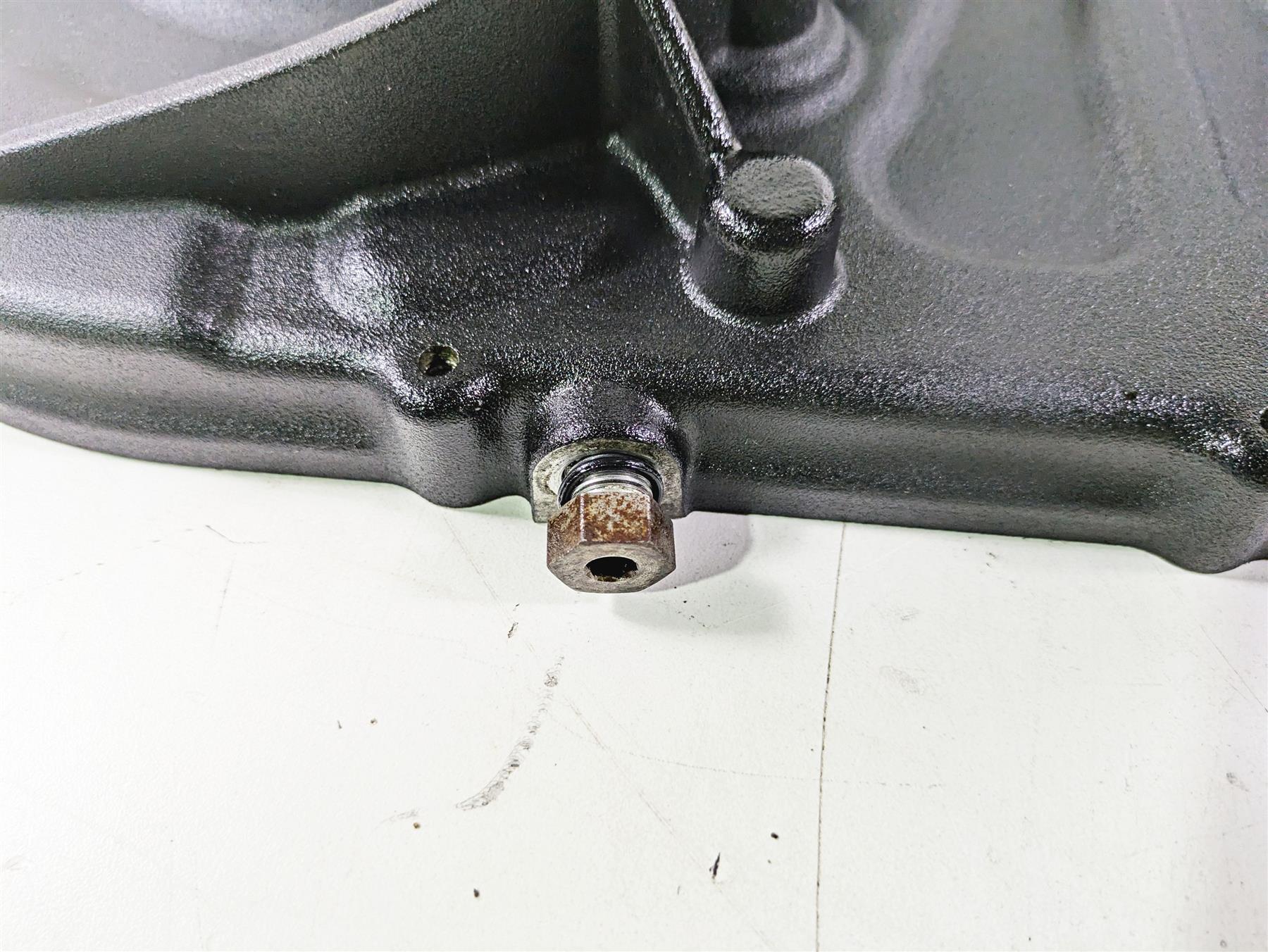 2018 Harley Softail FXFBS Fat Bob Inner Primary Drive Clutch Cover 36500099 {{ shop.shopifyCountryName }} - Mototech271