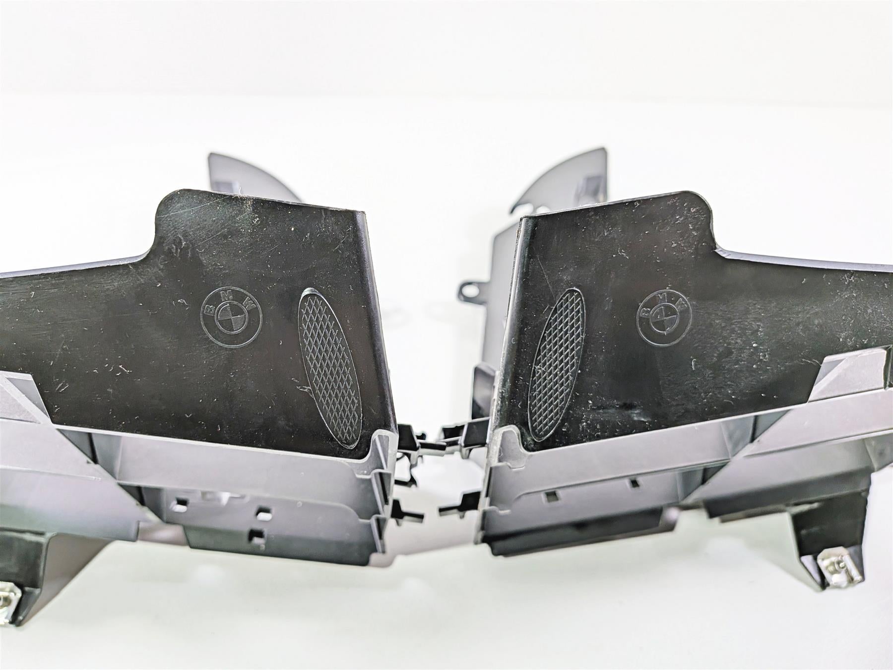 2023 BMW R1250RT RTP K52 Right Left Radiator Plastics Scoop Ram Set 46631541735 {{ shop.shopifyCountryName }} - Mototech271