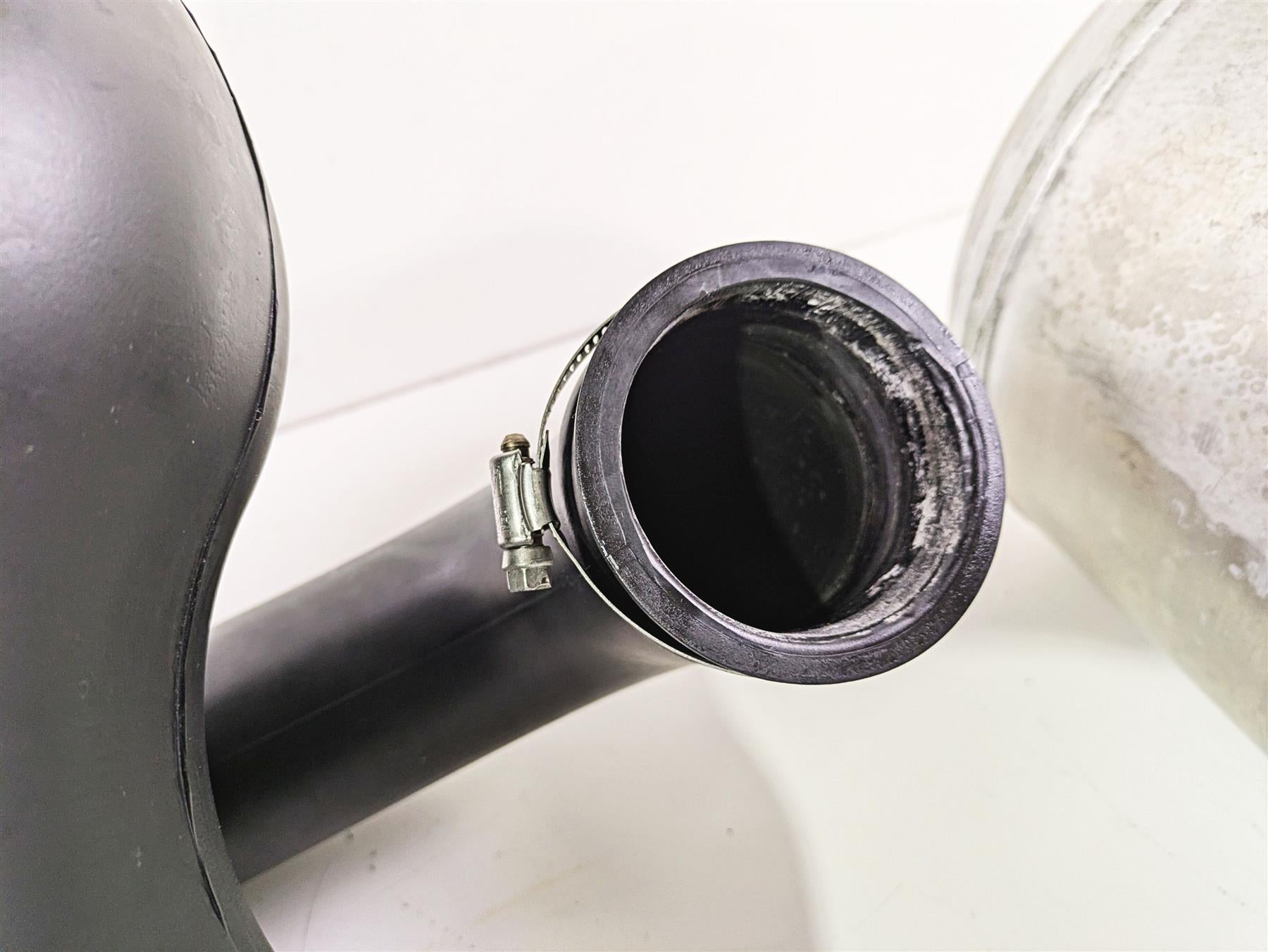 2020 Yamaha Waverunner VX1050 Deluxe Exhaust Water Lock & Tank F4G-U7550-02-00 {{ shop.shopifyCountryName }} - Mototech271