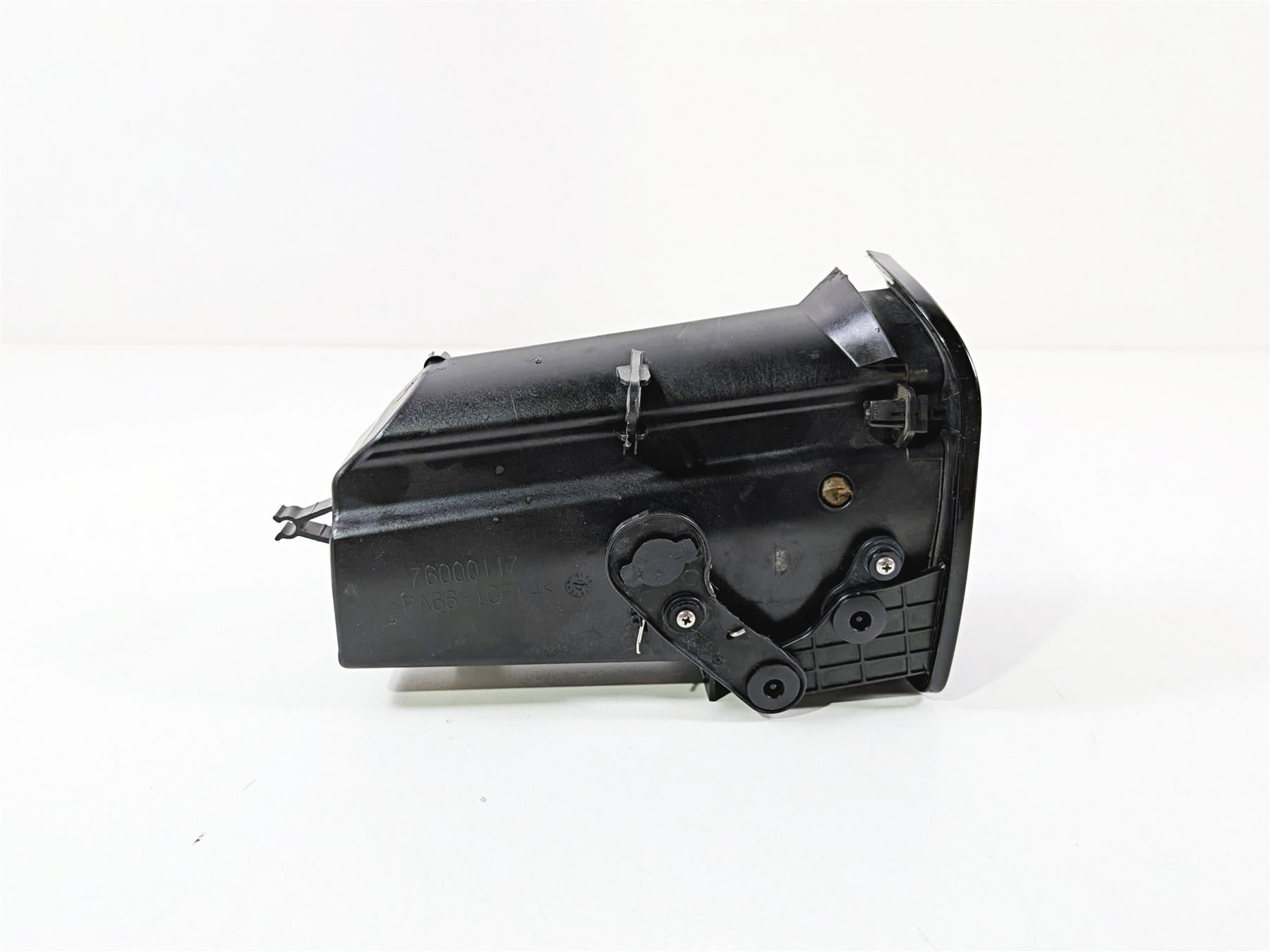 2017 Harley Touring FLHXS Street Glide Front Fairing Media Compartment 76000117 {{ shop.shopifyCountryName }} - Mototech271