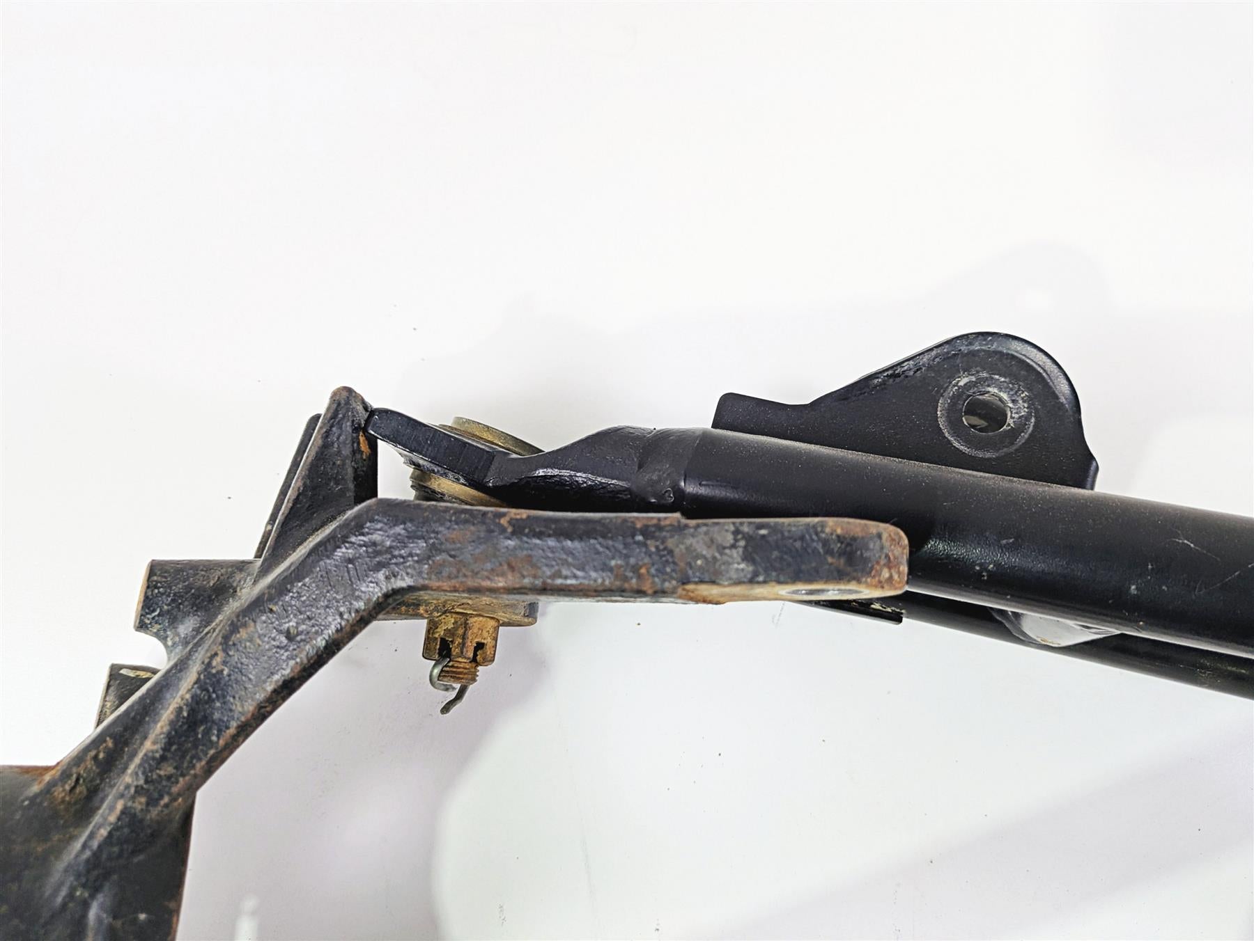 2021 CFMoto Zforce 950 Sport Front Left Knee Assembly Control Arms 5BYA-050701 {{ shop.shopifyCountryName }} - Mototech271