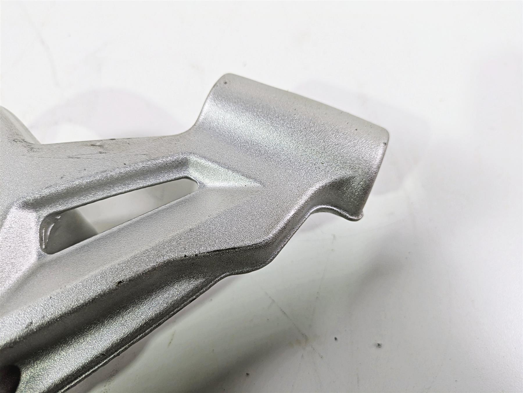 2014 BMW K1300S K40 Upper Triple Tree & Handle Bar Mount 32717707554 {{ shop.shopifyCountryName }} - Mototech271