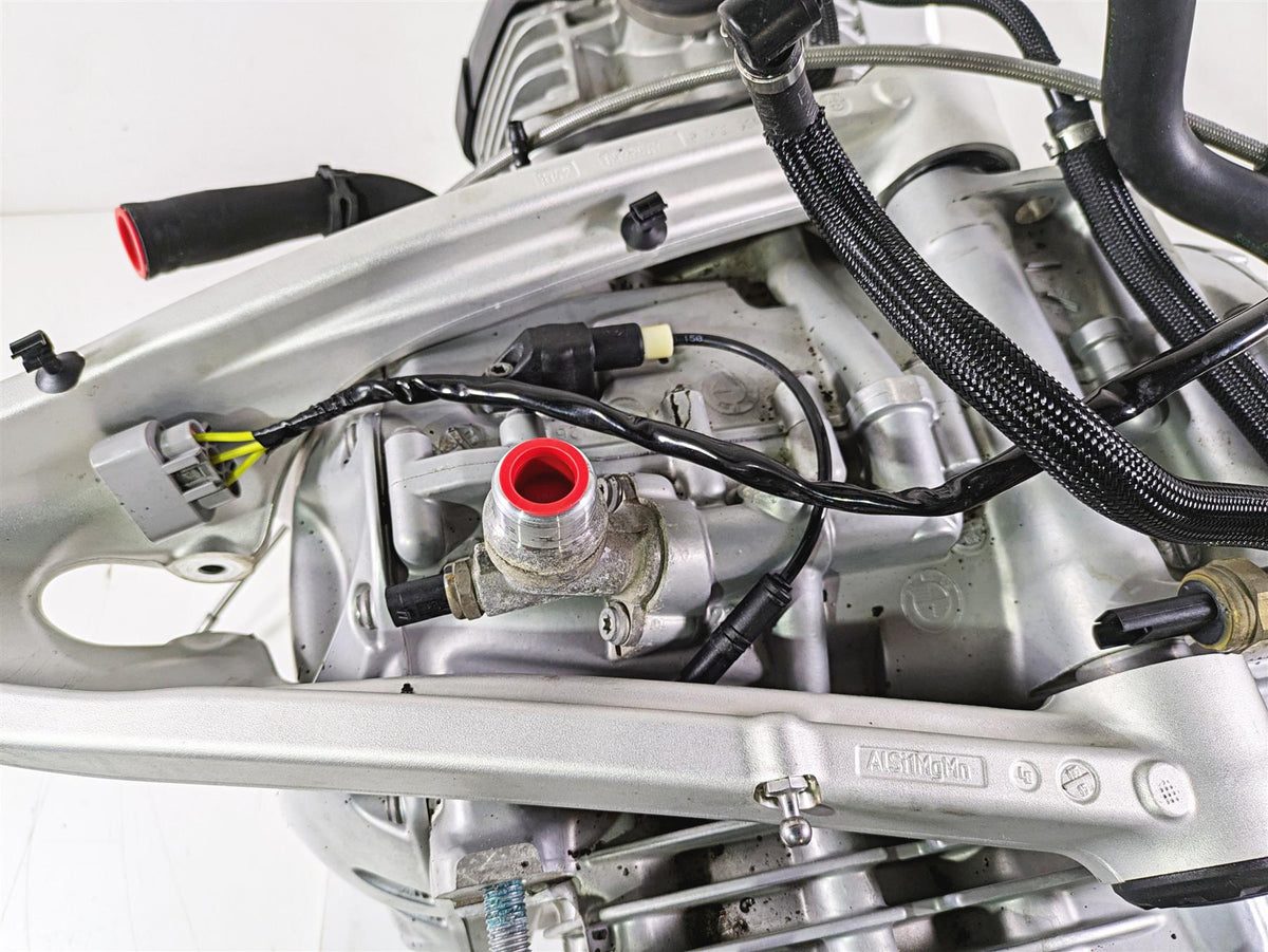 2016 BMW R1200GS GSW K50 Running Engine Motor 34K -Video READ 11008389099 {{ shop.shopifyCountryName }} - Mototech271