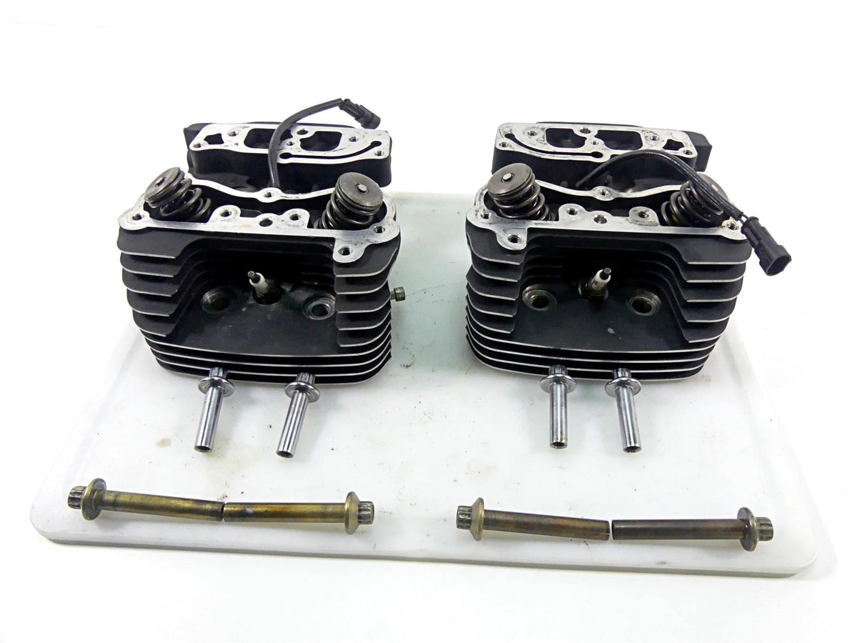 2017 Harley Dyna FXDB Street Bob Big Valve Ported Cylinder Heads 17193-06A {{ shop.shopifyCountryName }} - Mototech271